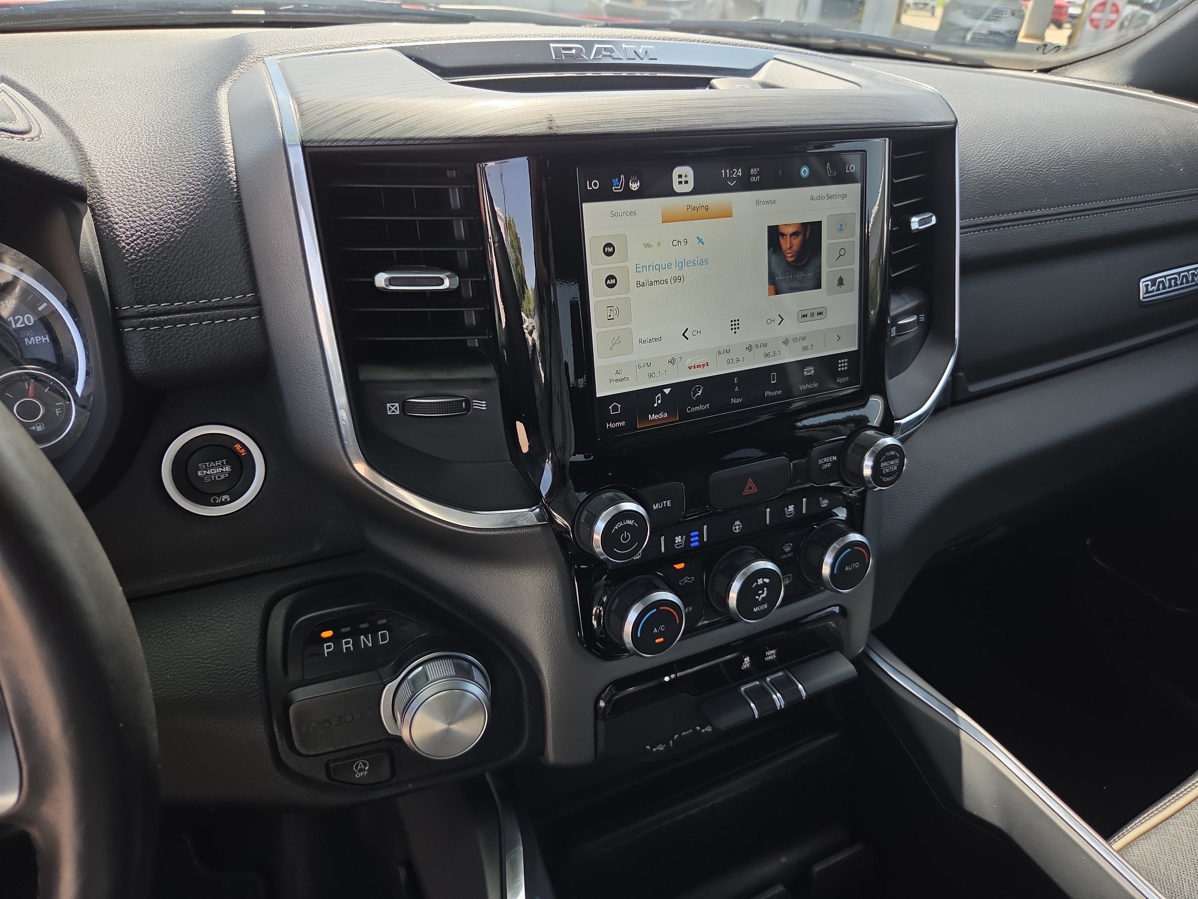 2024 RAM 1500 Laramie