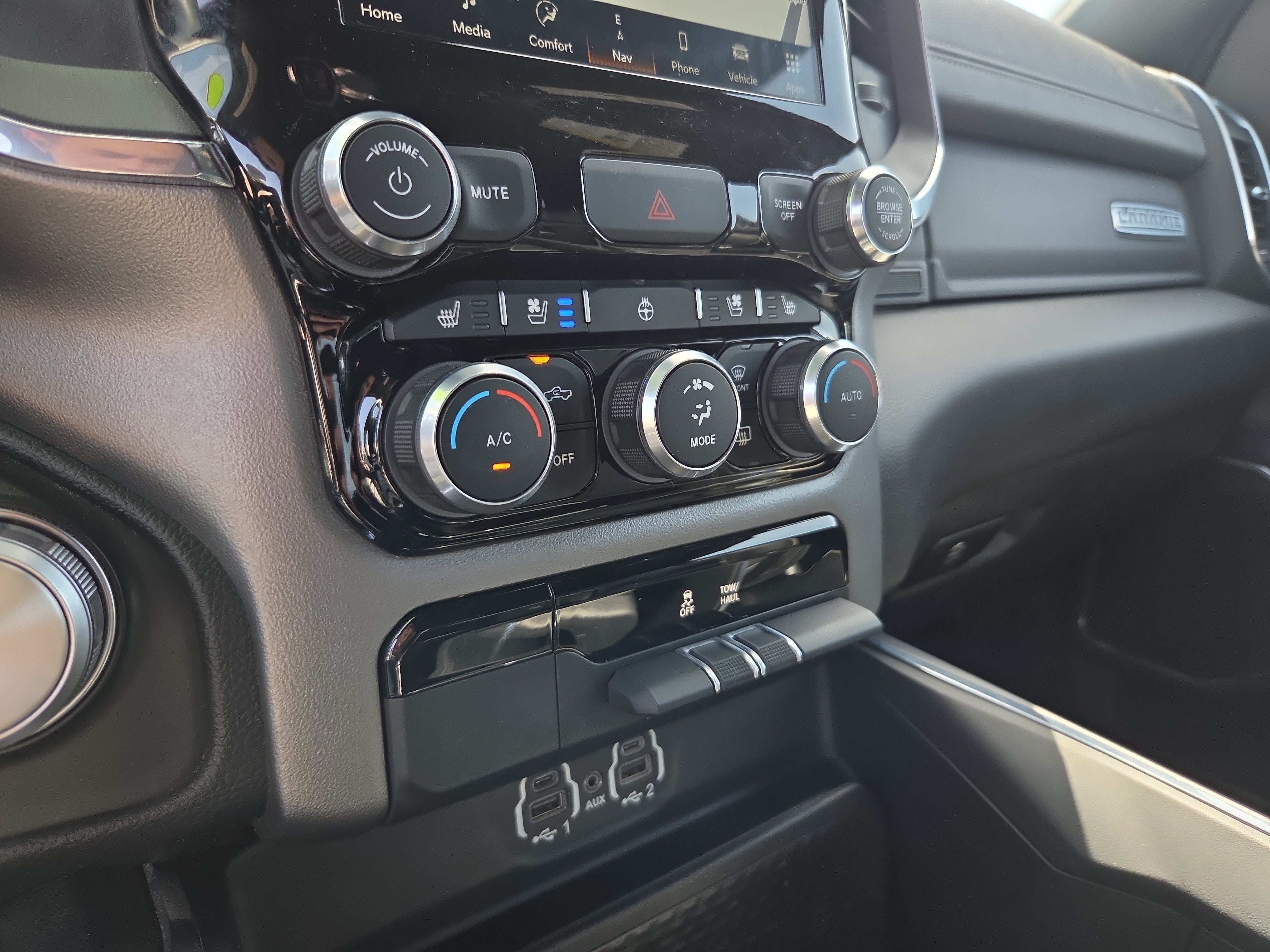 2024 RAM 1500 Laramie