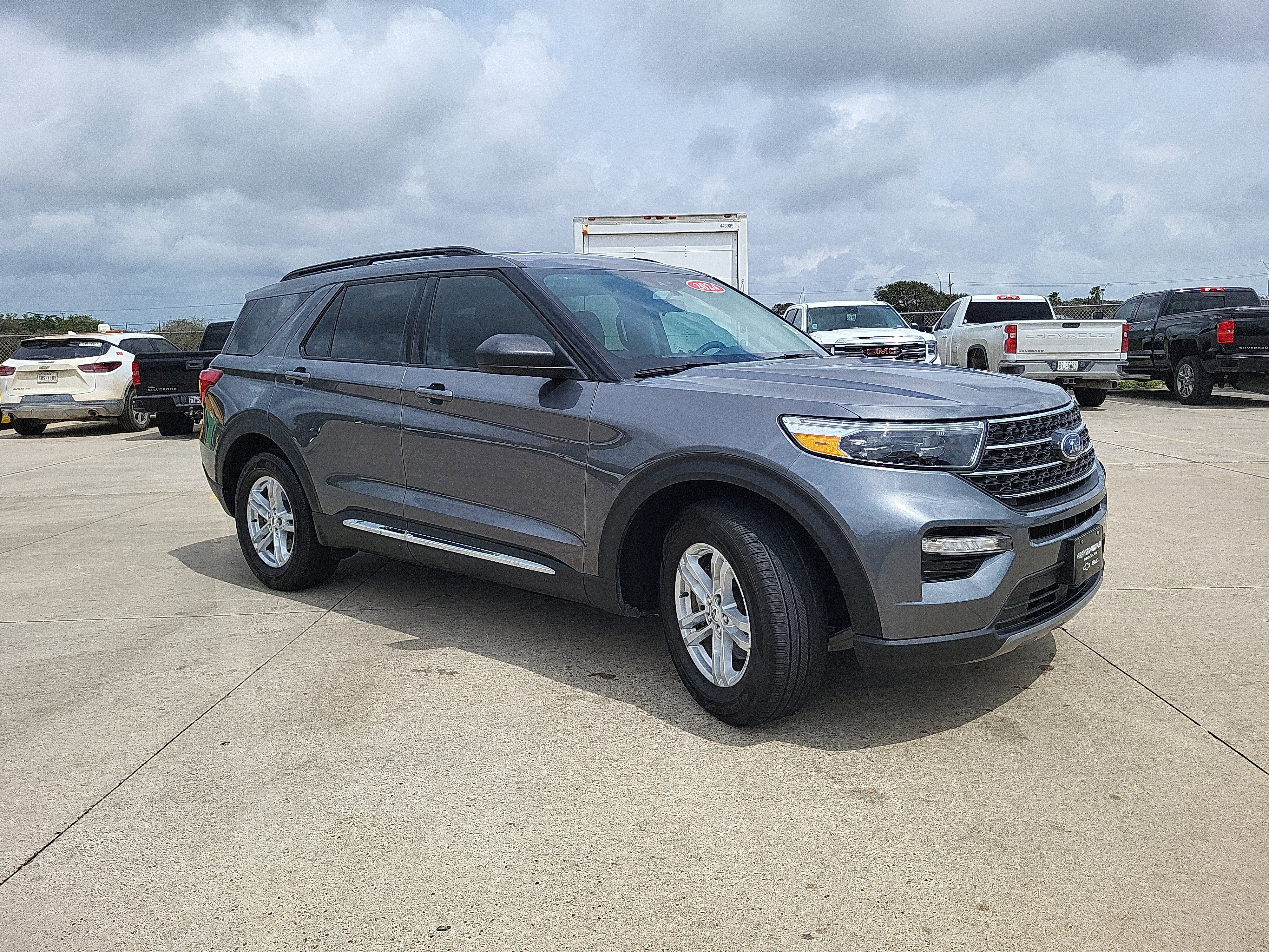 2024 Ford Explorer XLT