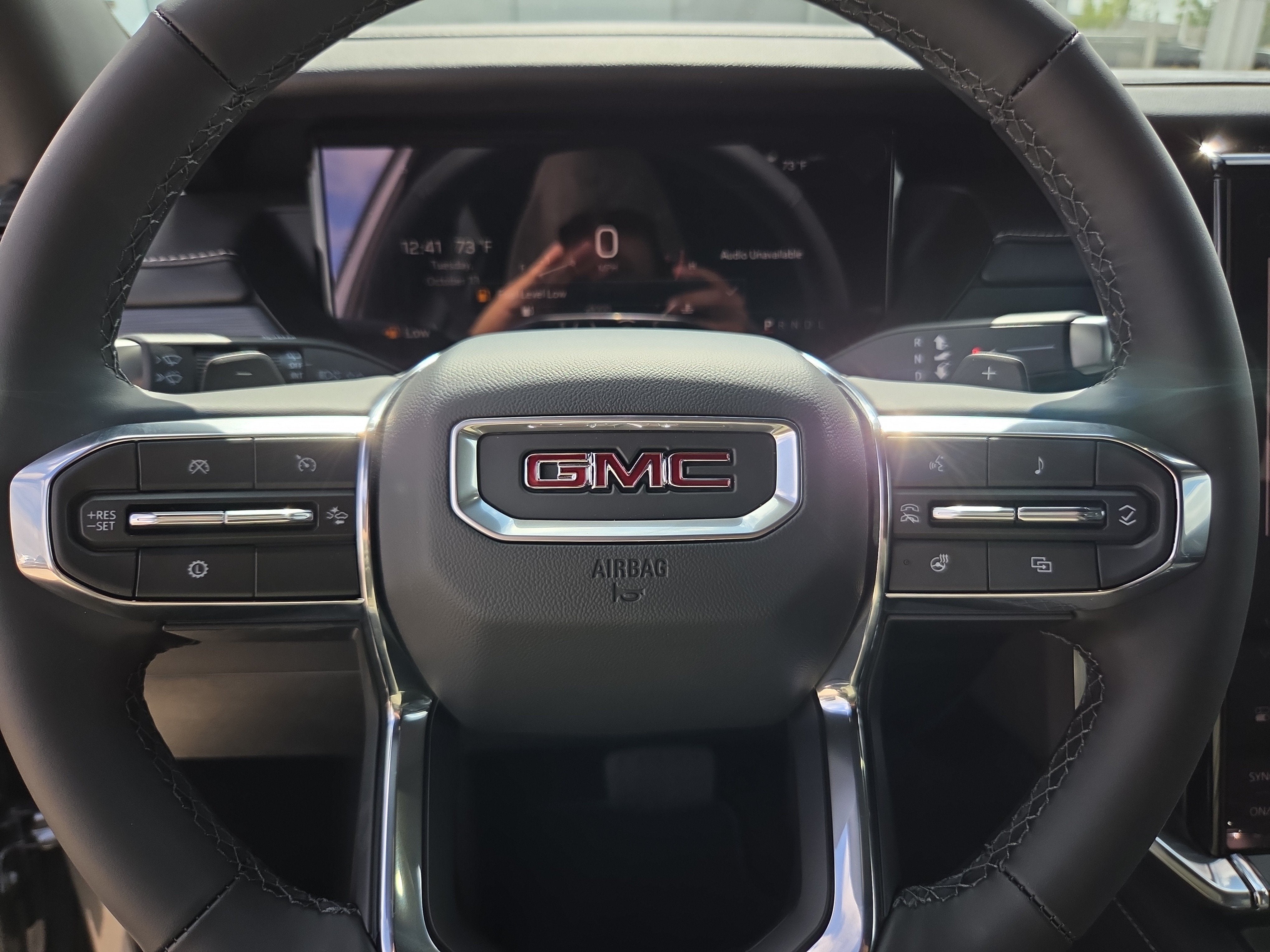 2027 GMC Acadia Elevation