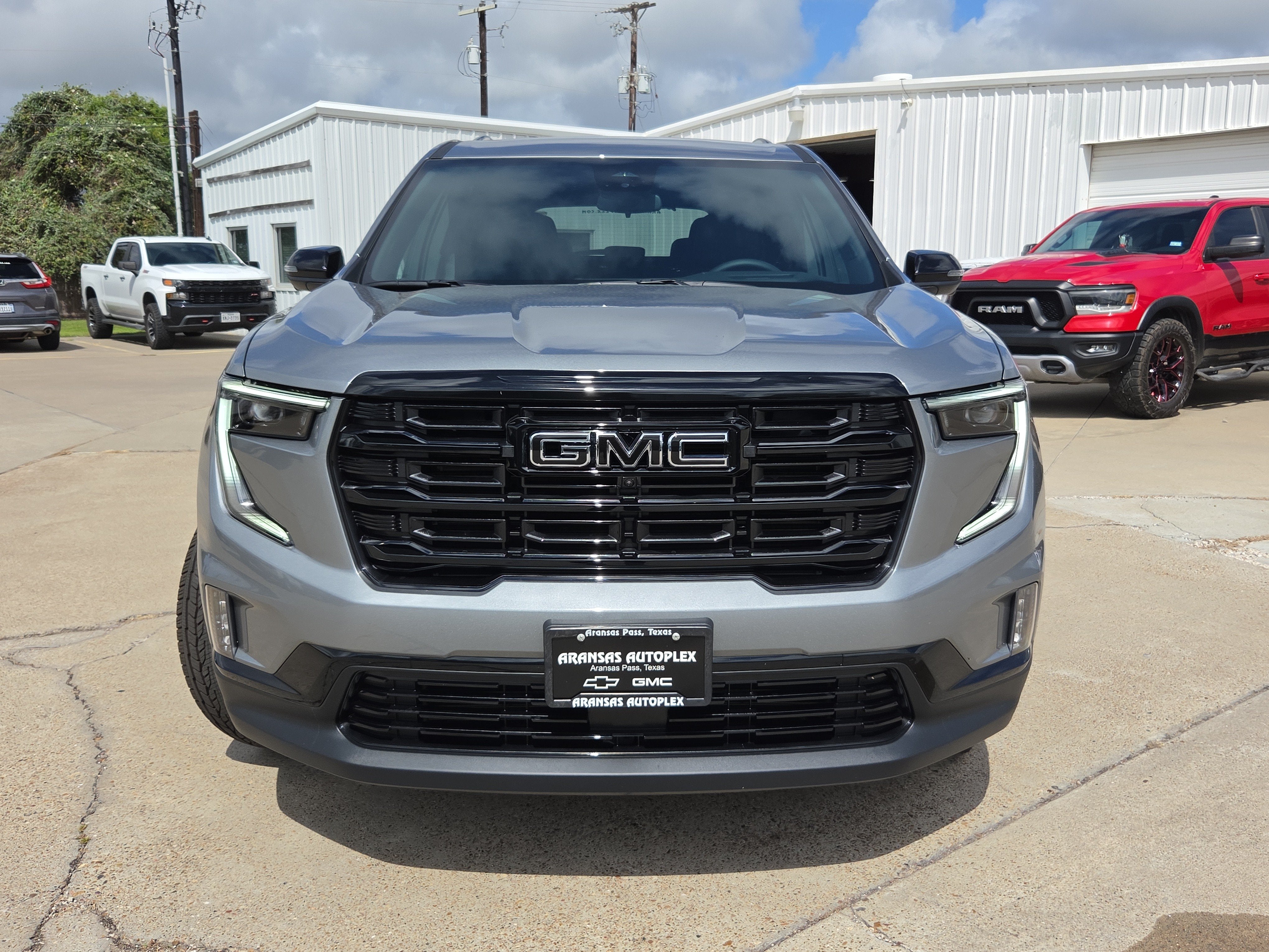 2027 GMC Acadia Elevation
