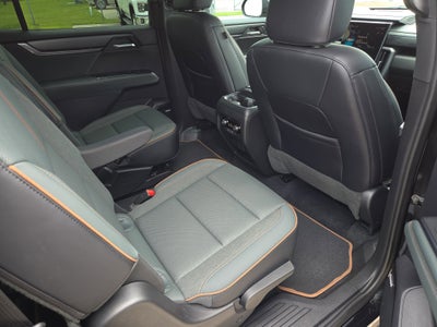 2024 GMC Acadia AT4