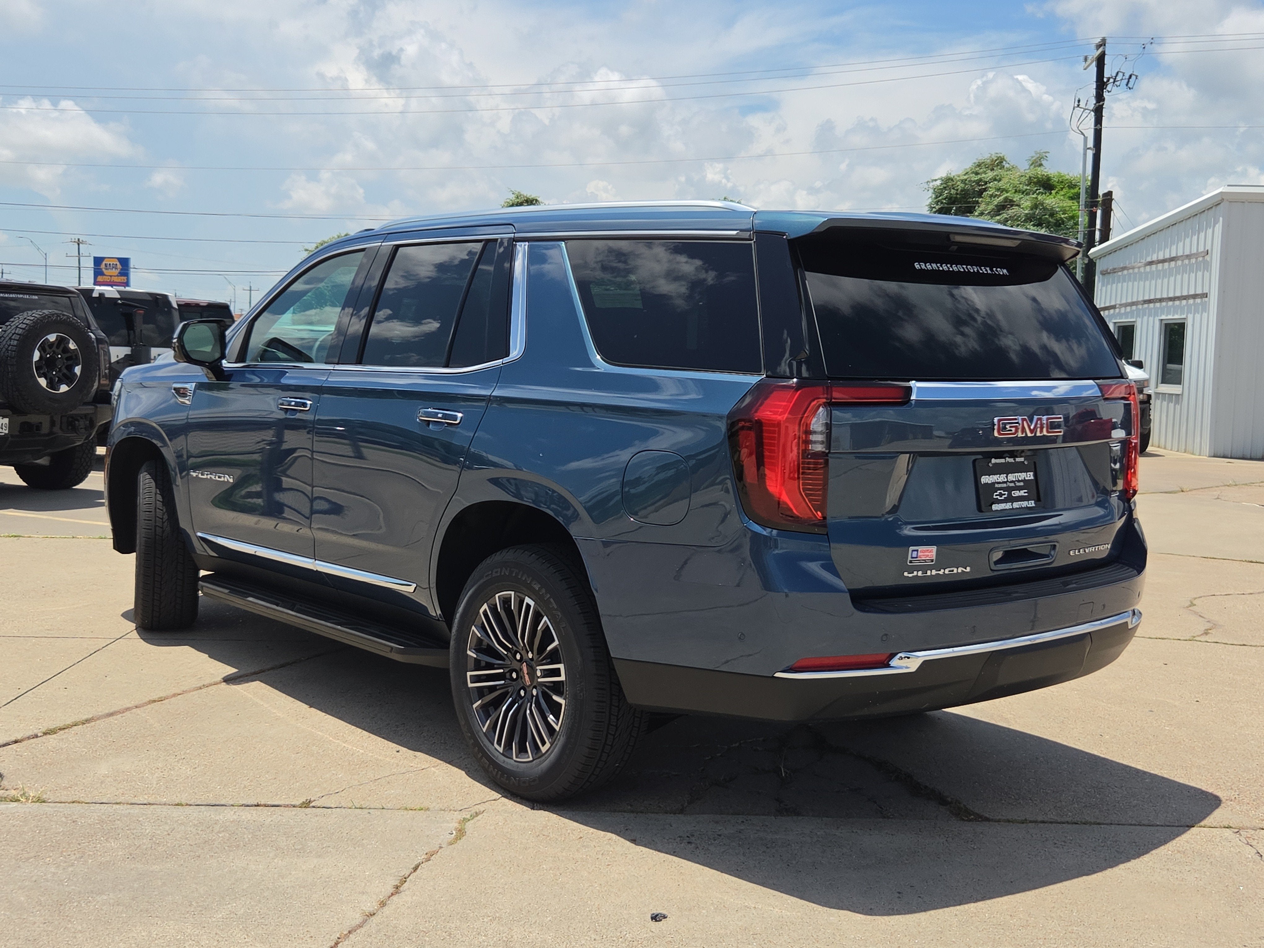 2026 GMC Yukon Elevation