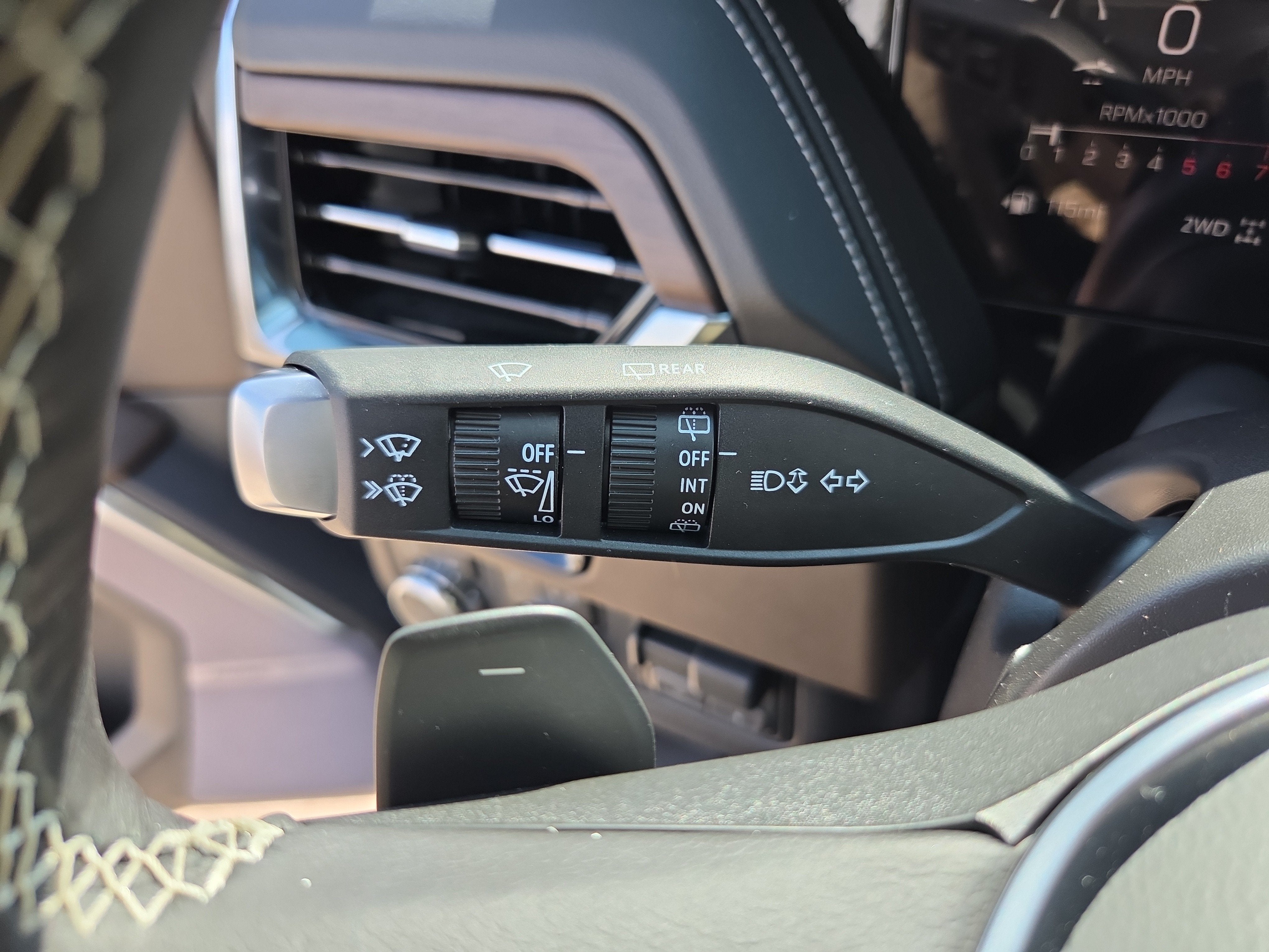 2027 GMC Yukon Denali Ultimate