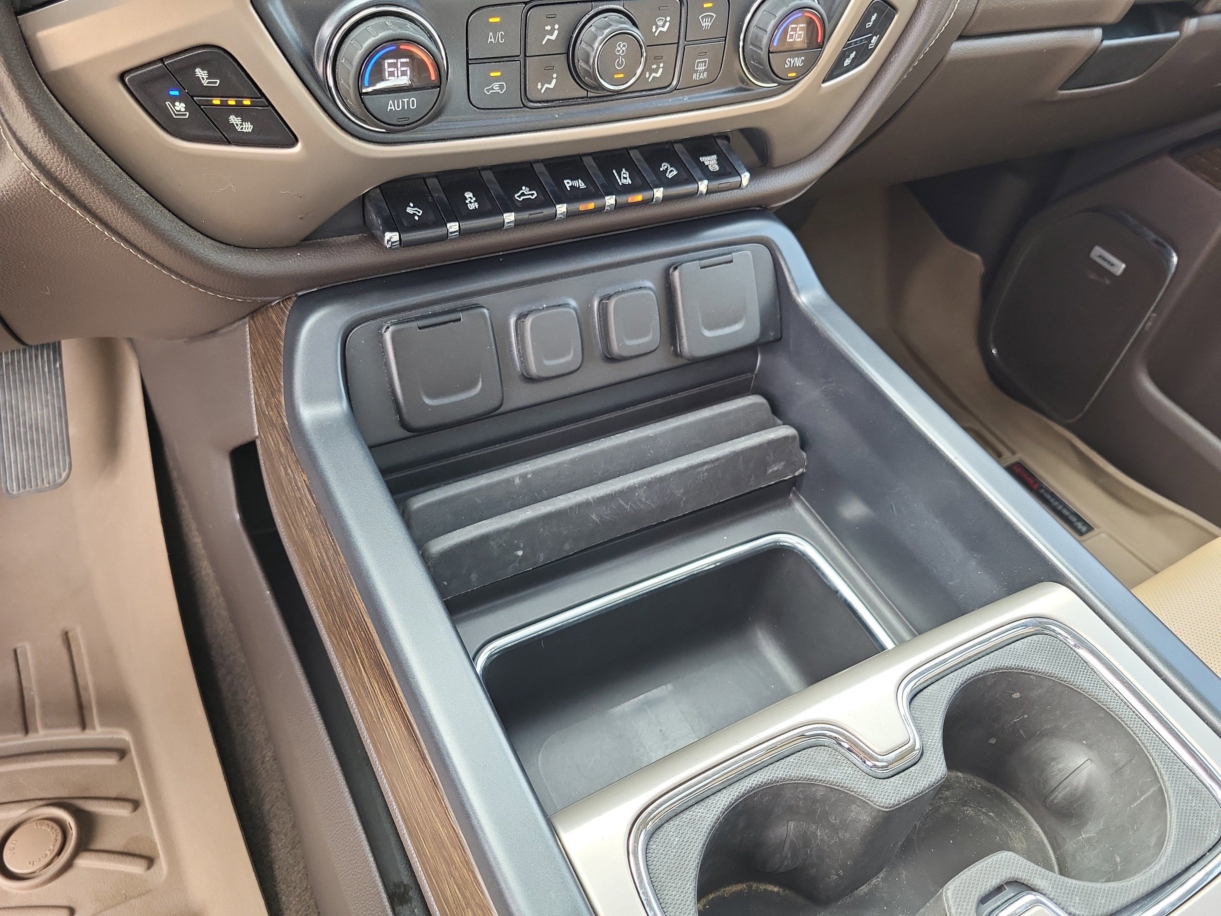 2018 GMC Sierra 2500 HD Denali