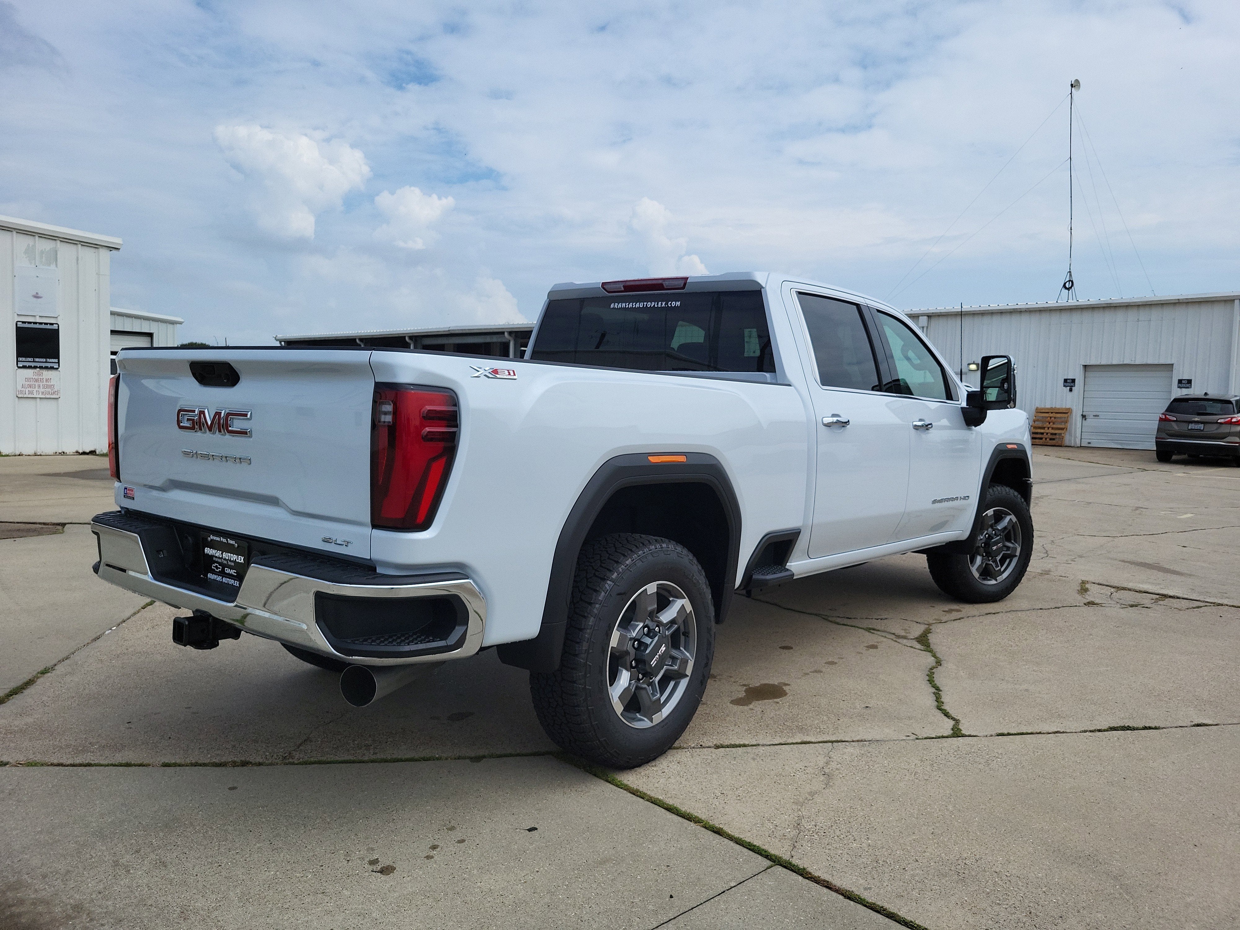 2026 GMC Sierra 2500 HD SLT