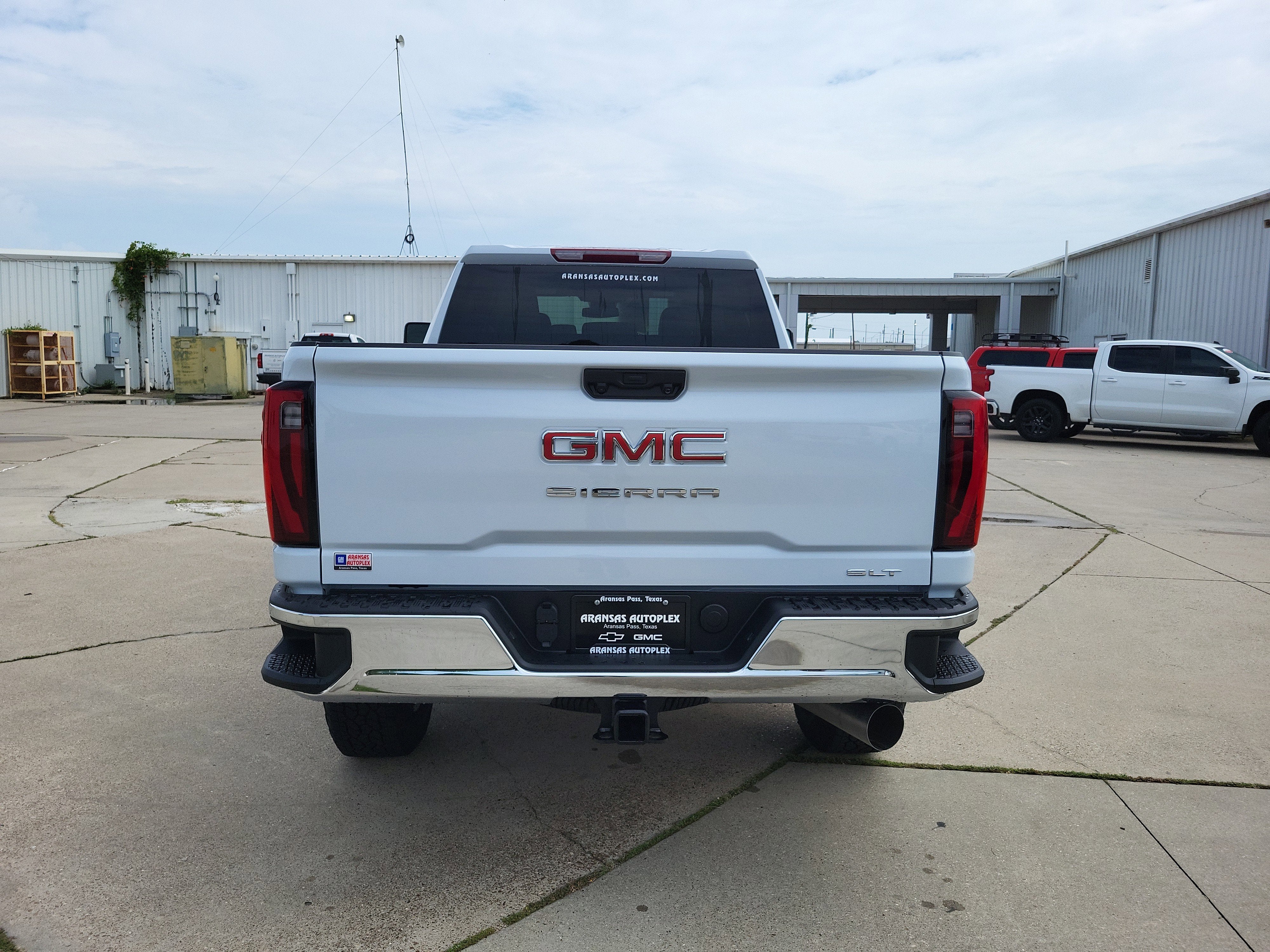 2026 GMC Sierra 2500 HD SLT
