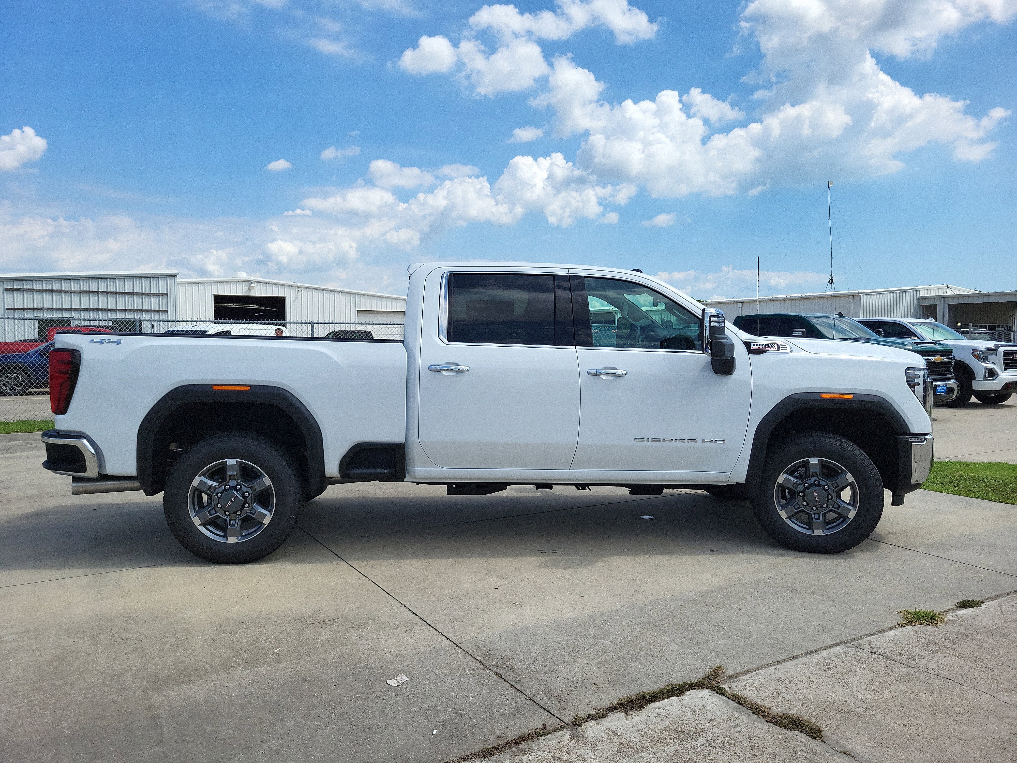 2026 GMC Sierra 2500 HD SLT