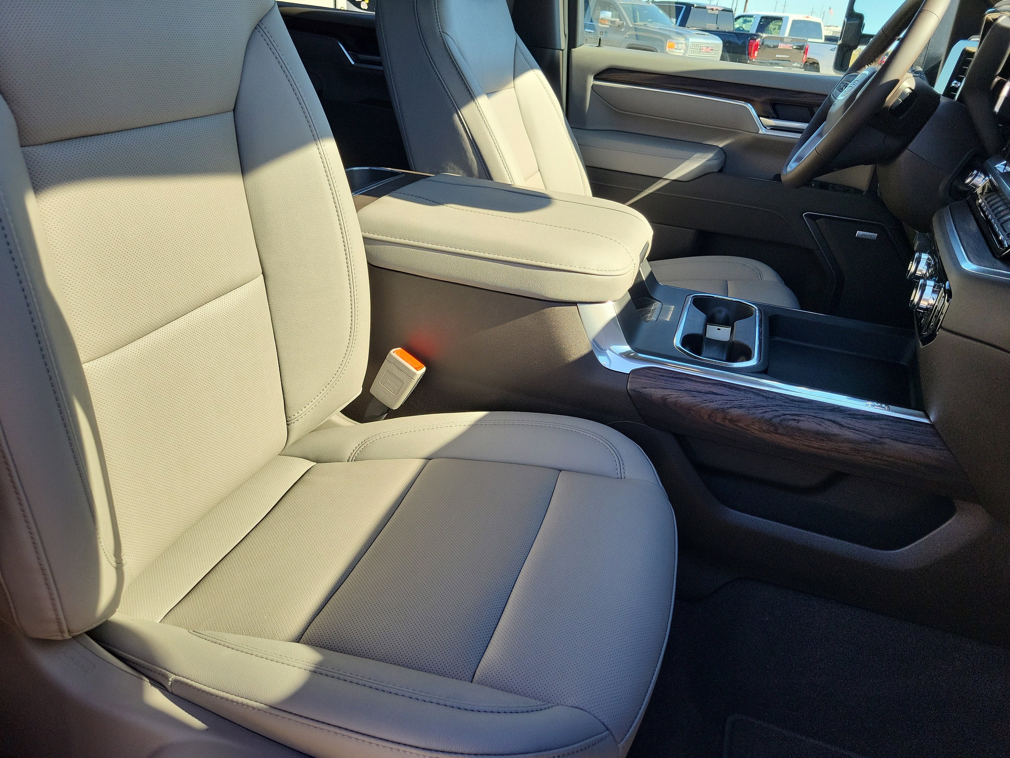 2026 GMC Sierra 3500 HD SLT DRW