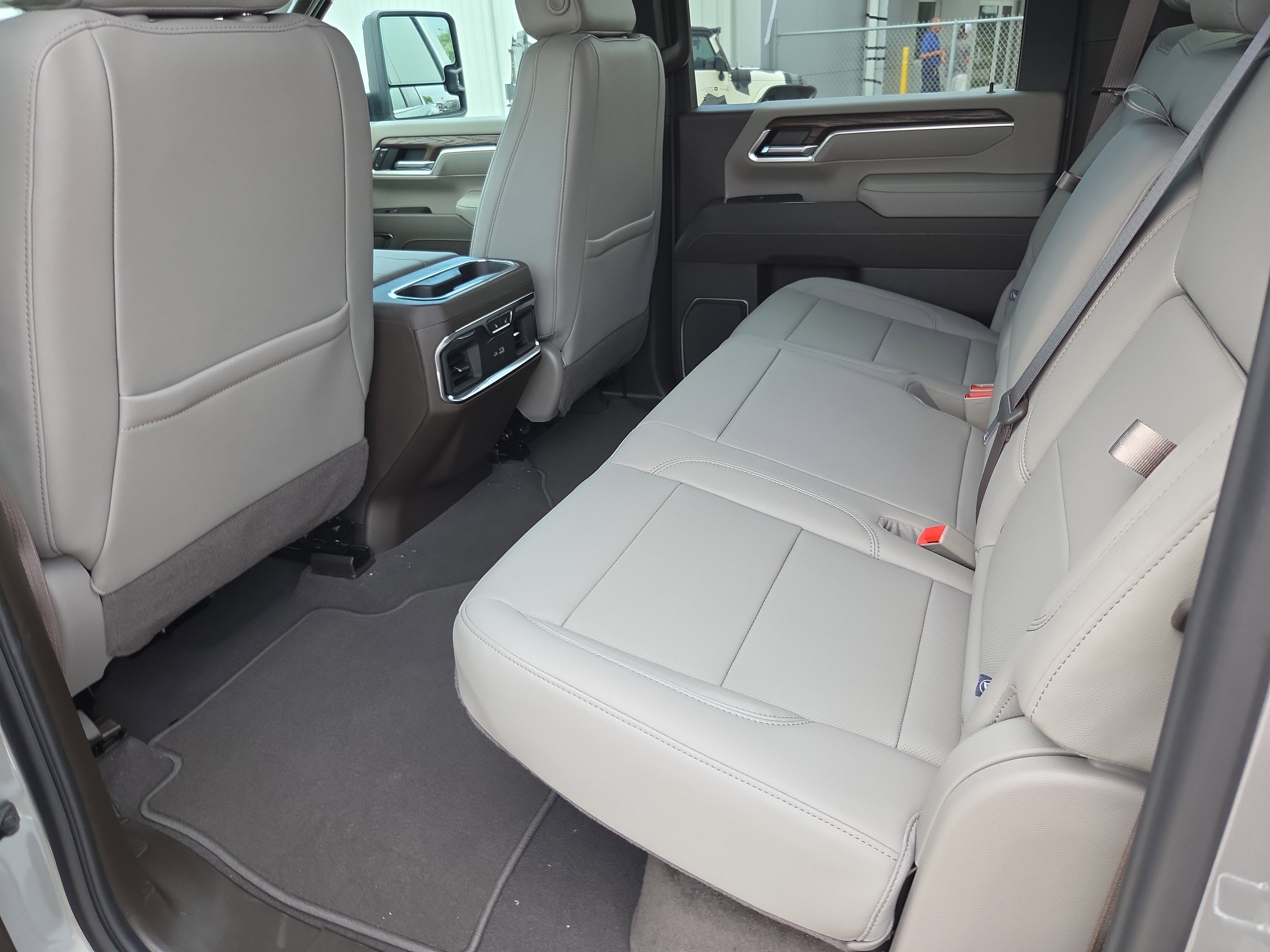 2026 GMC Sierra 3500 HD SLT DRW