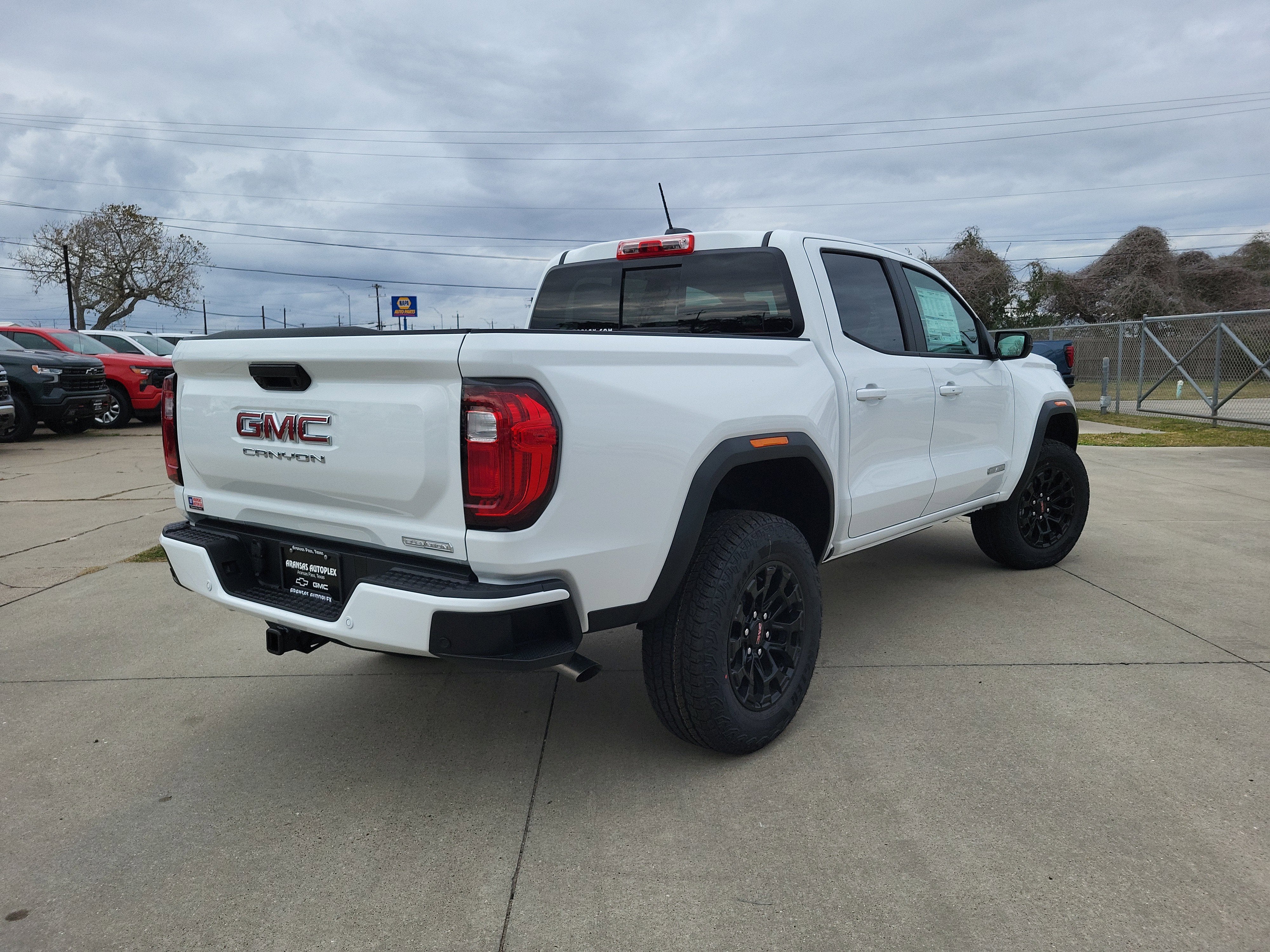 2026 GMC Canyon Elevation