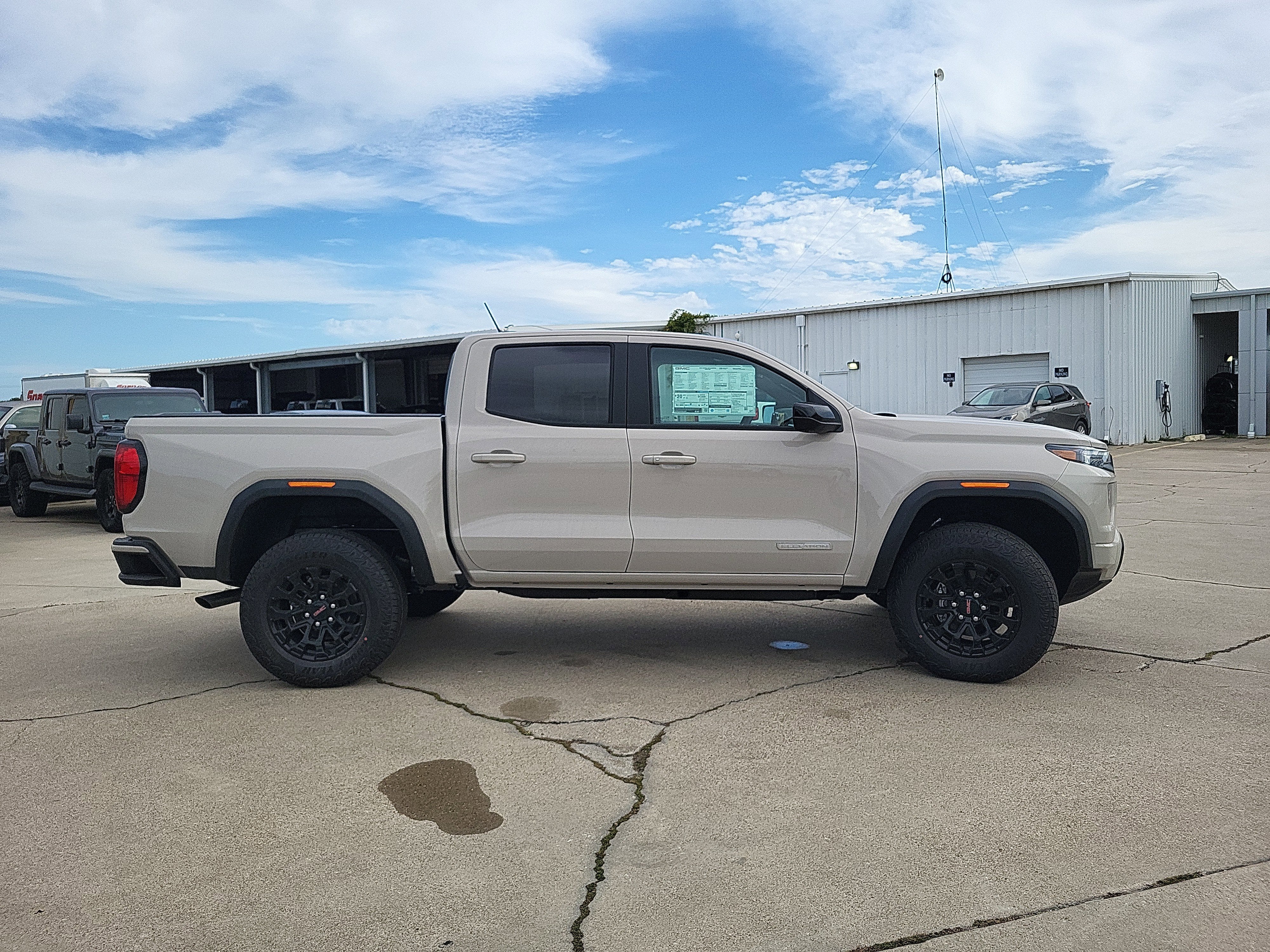 2026 GMC Canyon Elevation