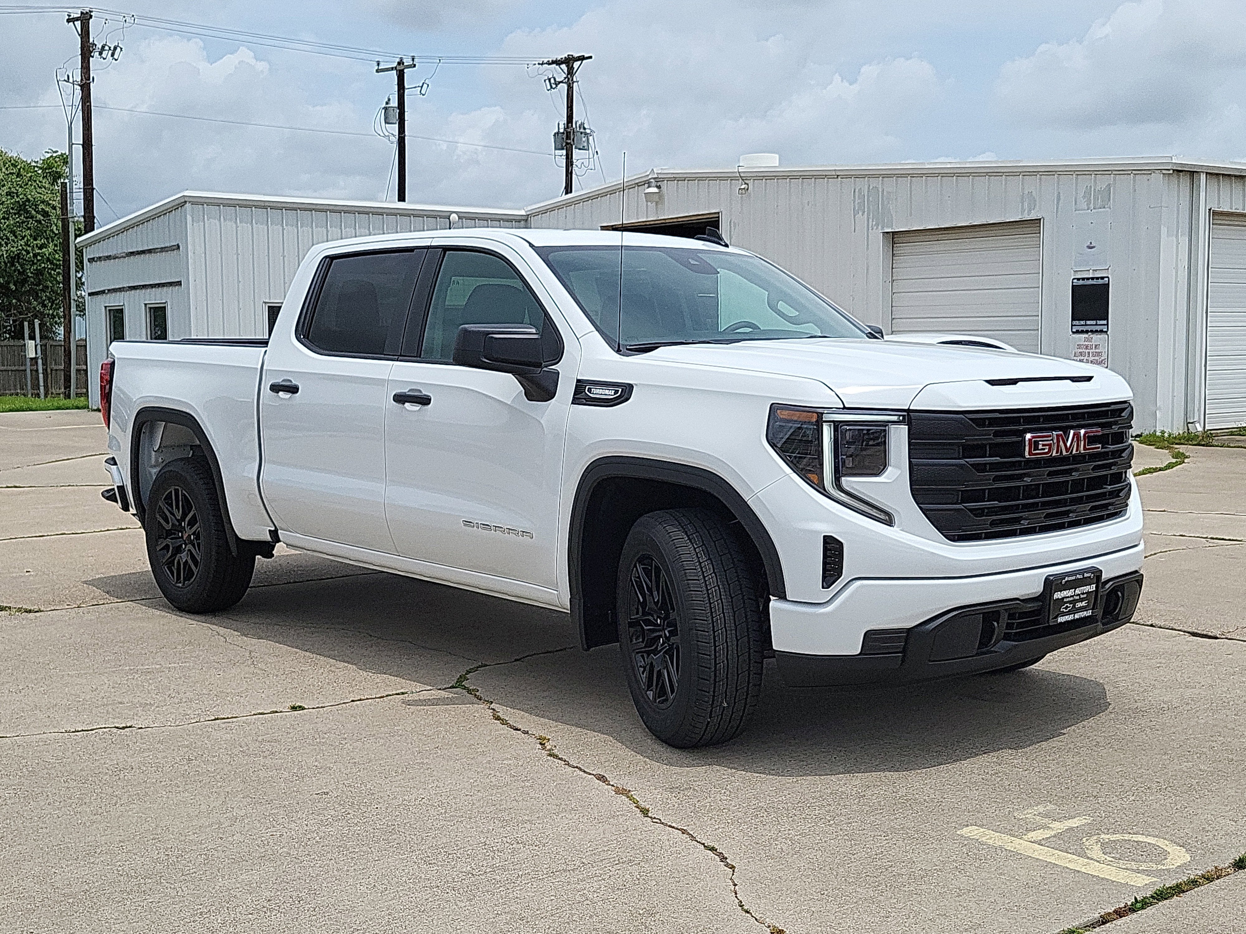 2025 GMC Sierra 1500 Pro