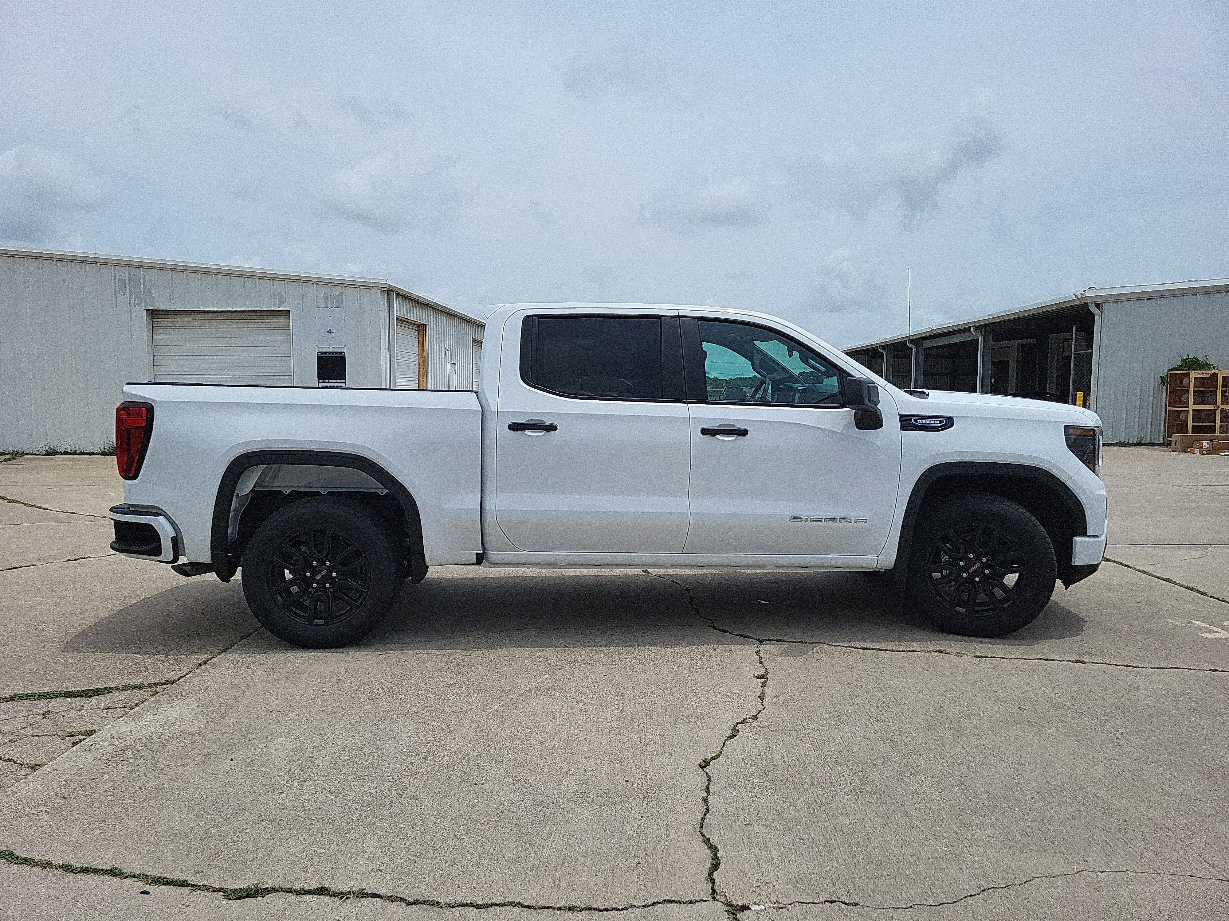 2025 GMC Sierra 1500 Pro