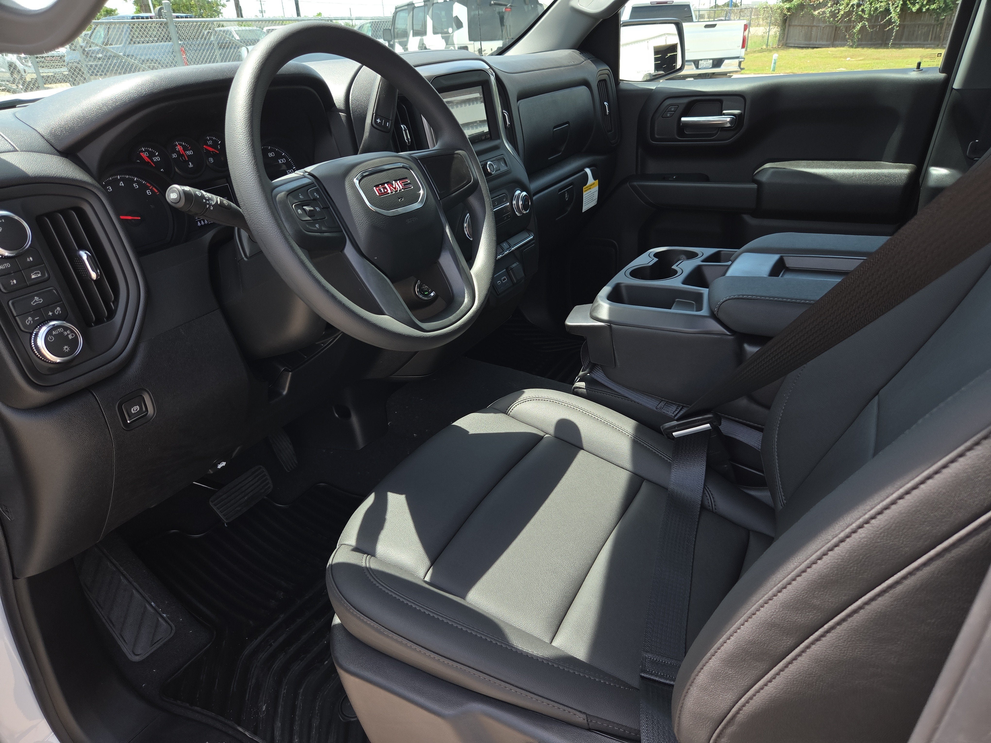 2026 GMC Sierra 1500 Pro - Photo 14