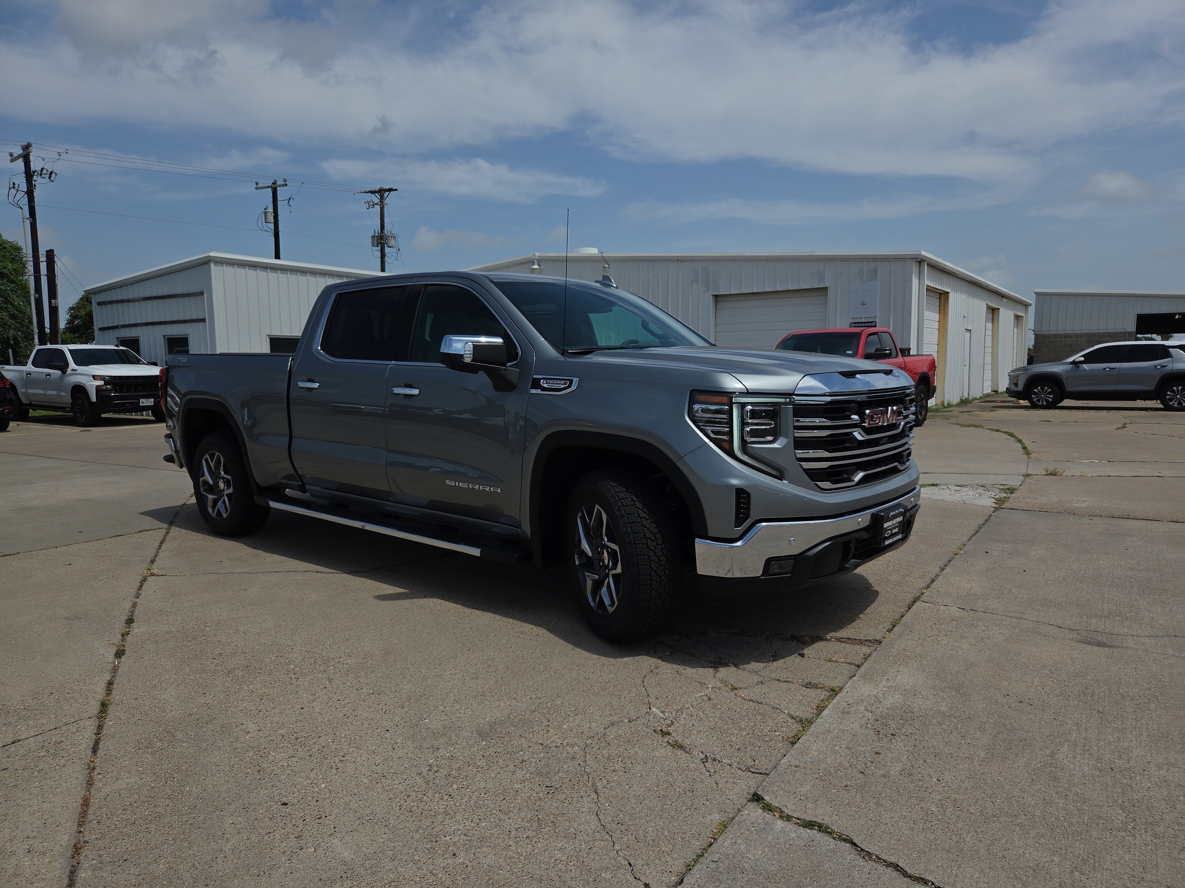 2026 GMC Sierra 1500 SLT