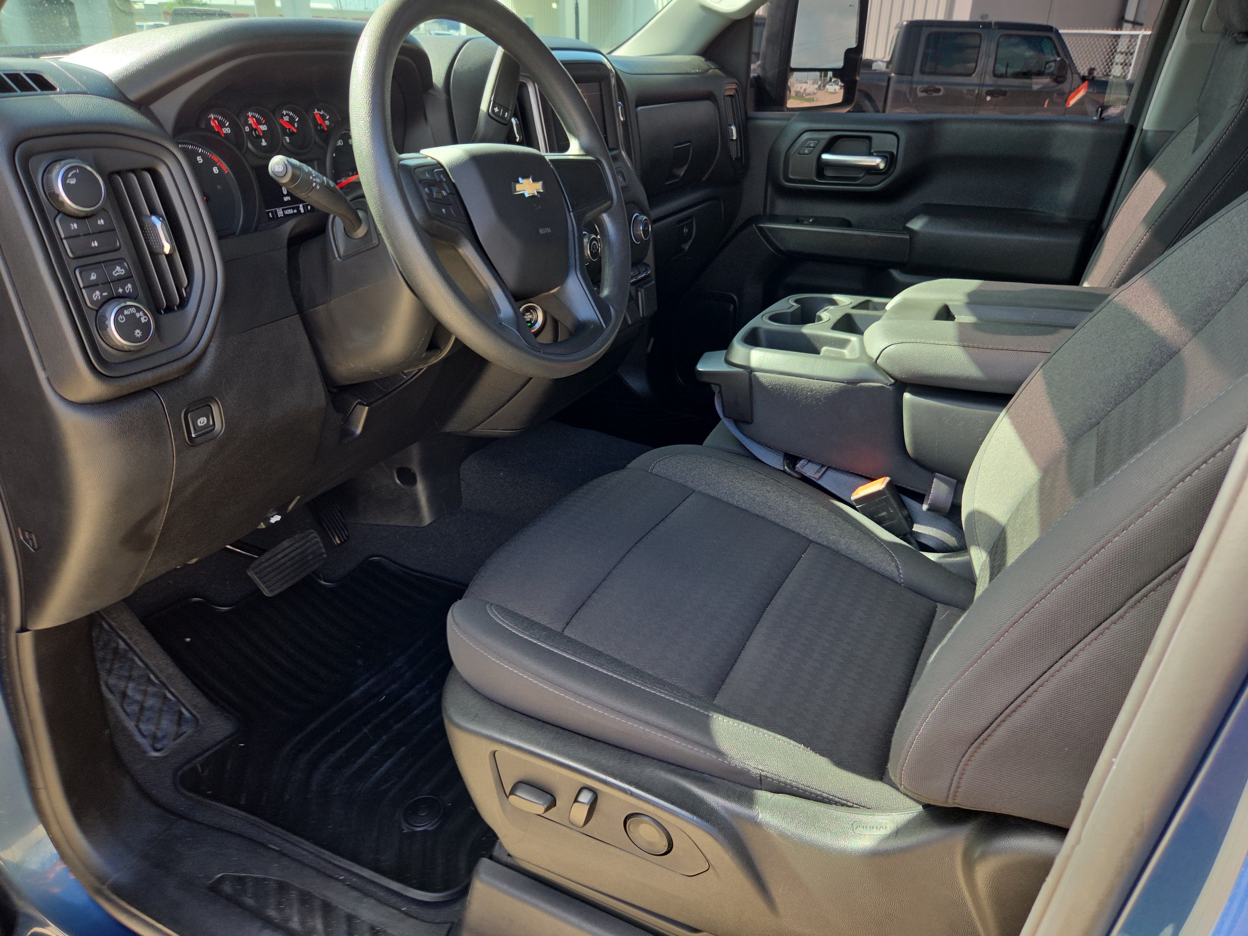 2024 Chevrolet Silverado 2500 HD Custom