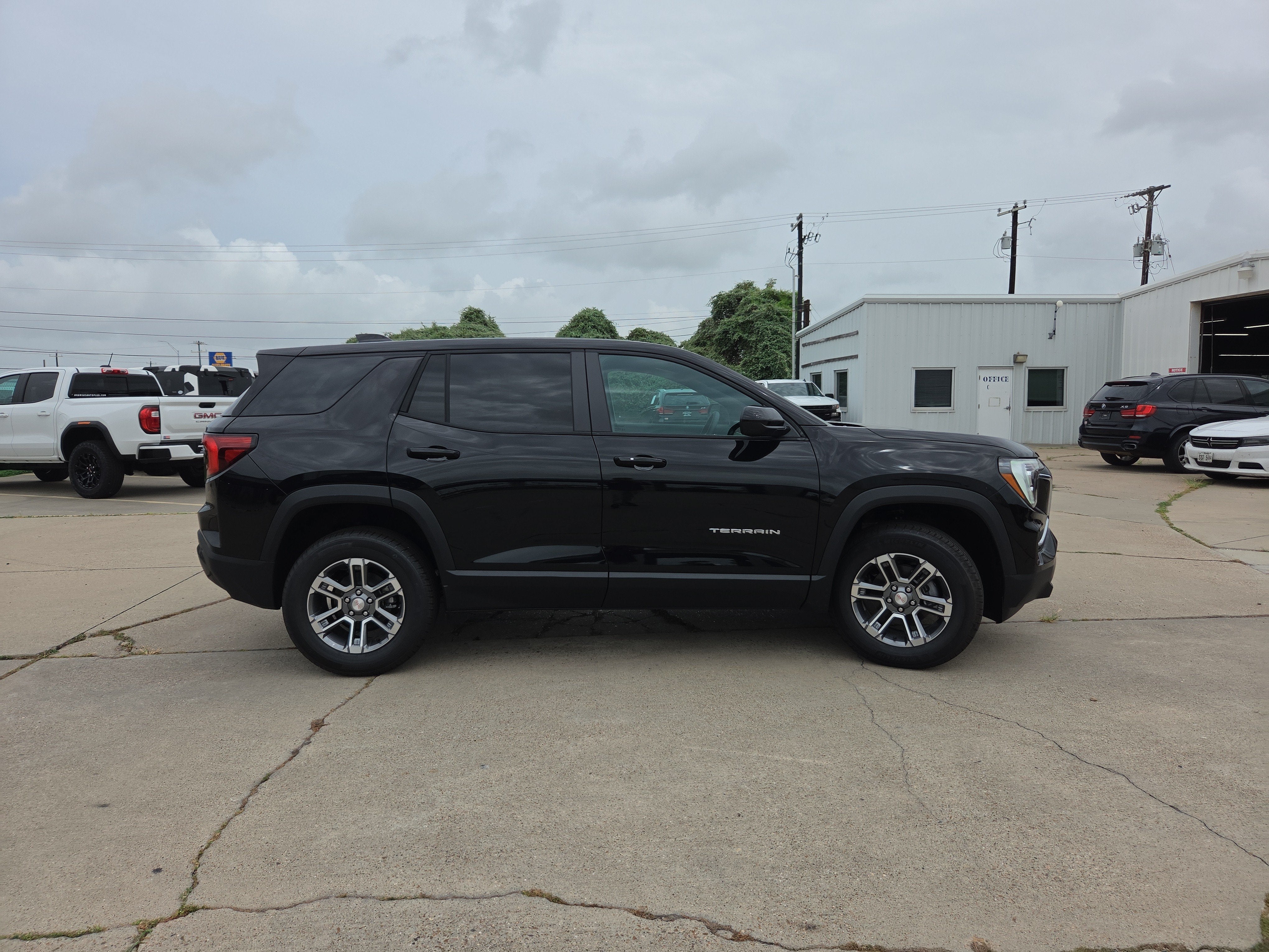 2027 GMC Terrain FWD Elevation
