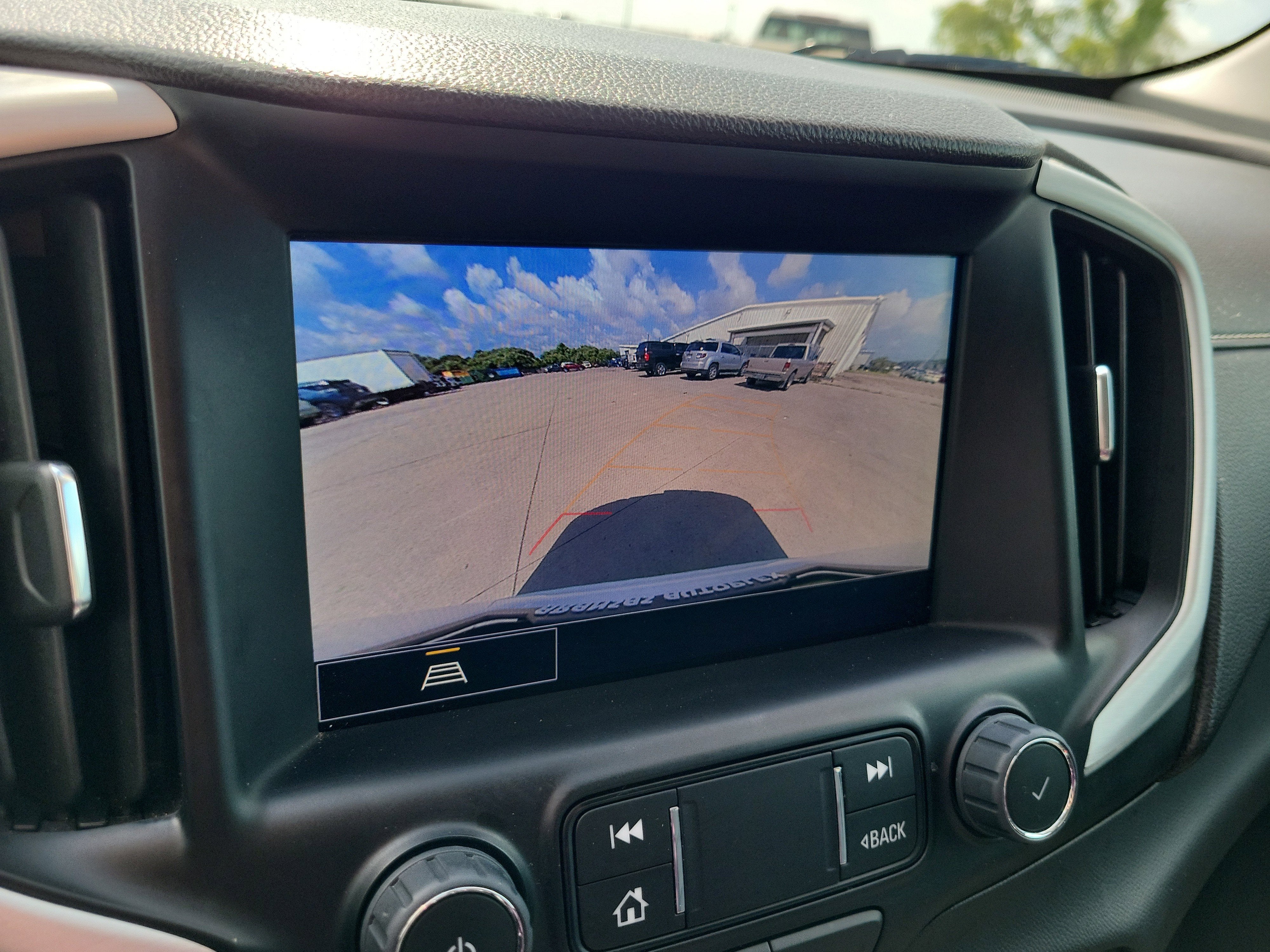 2024 GMC Terrain SLT - Photo 21