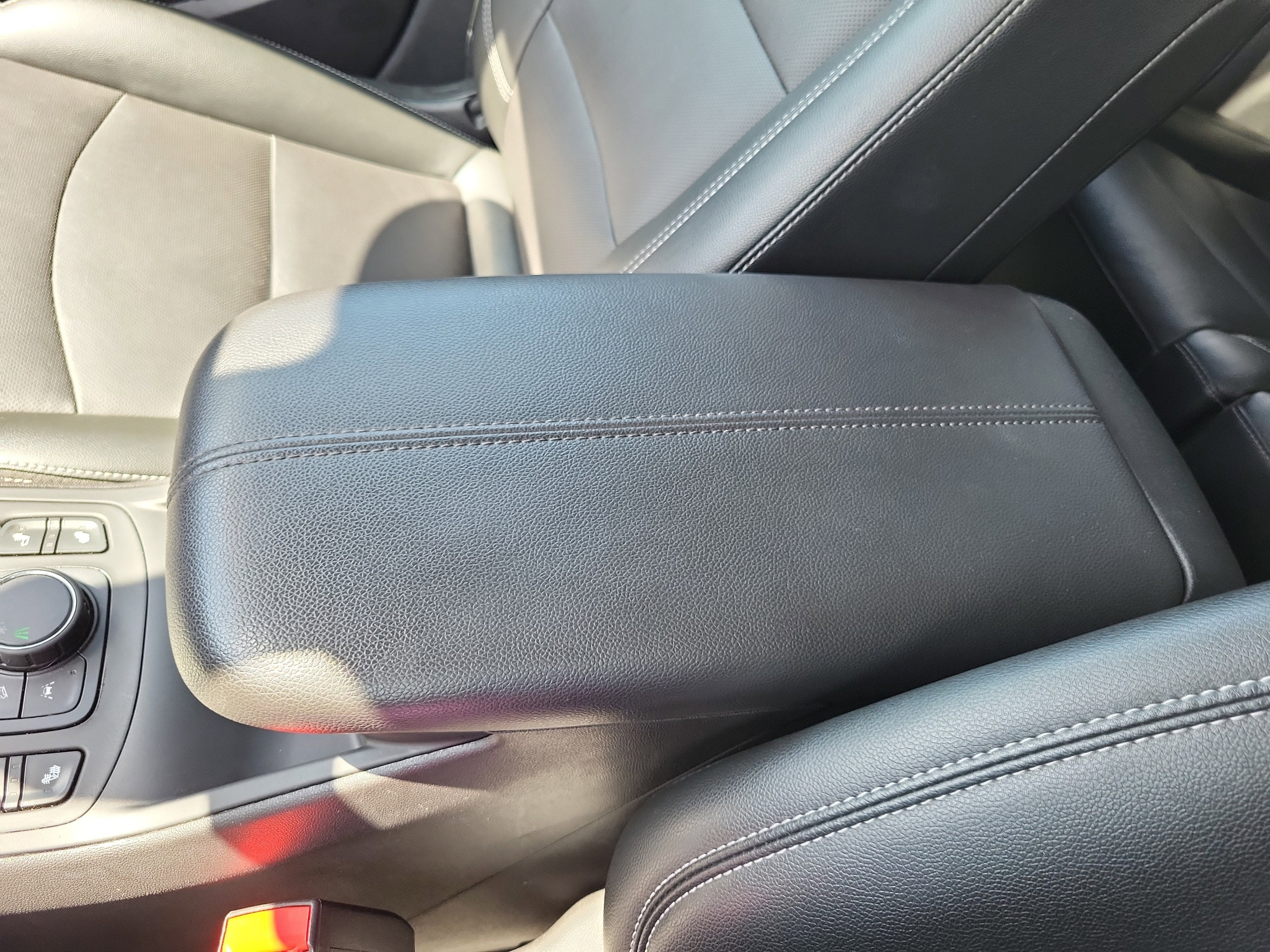 2024 GMC Terrain SLT - Photo 26