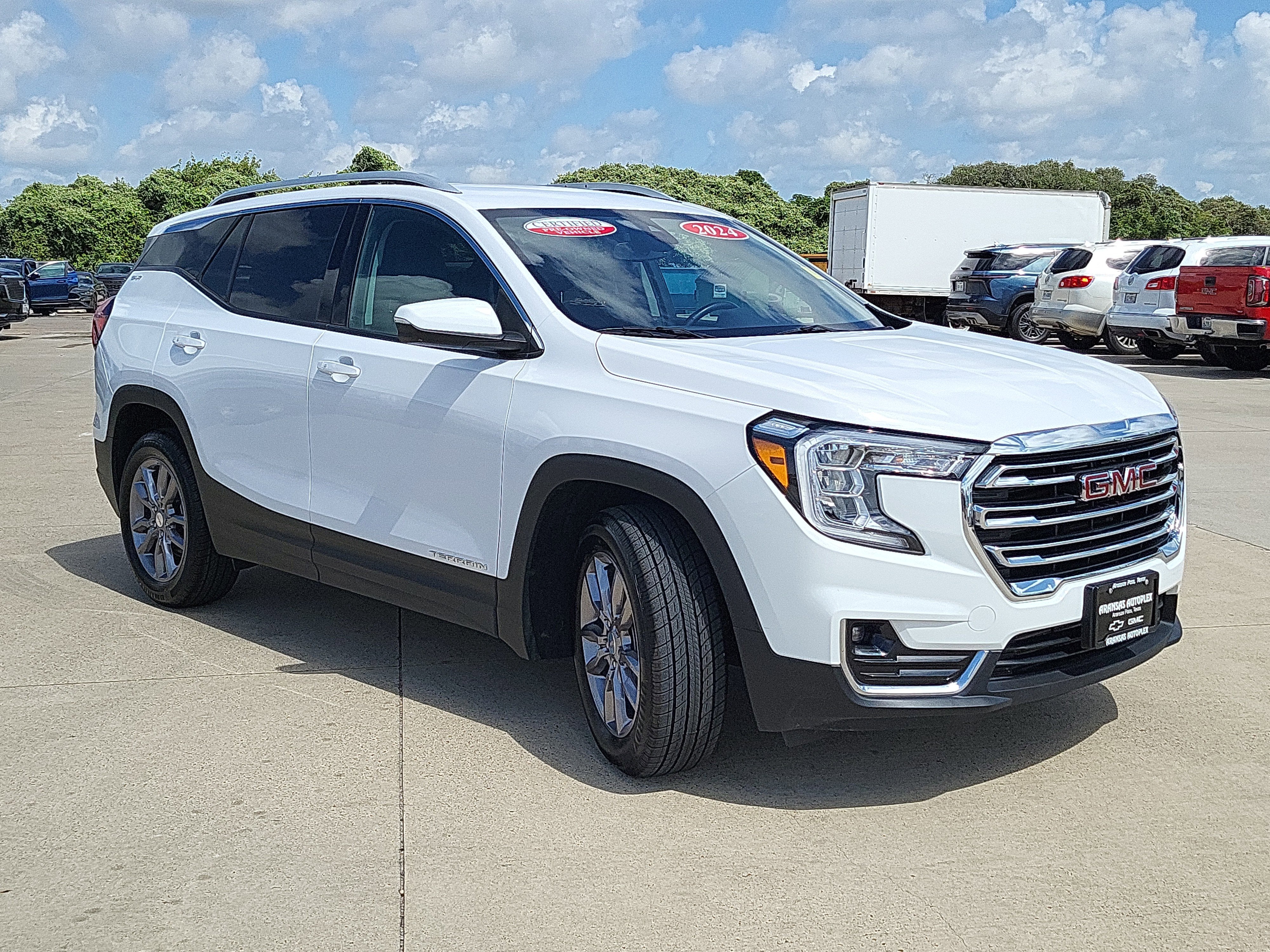 2024 GMC Terrain SLT