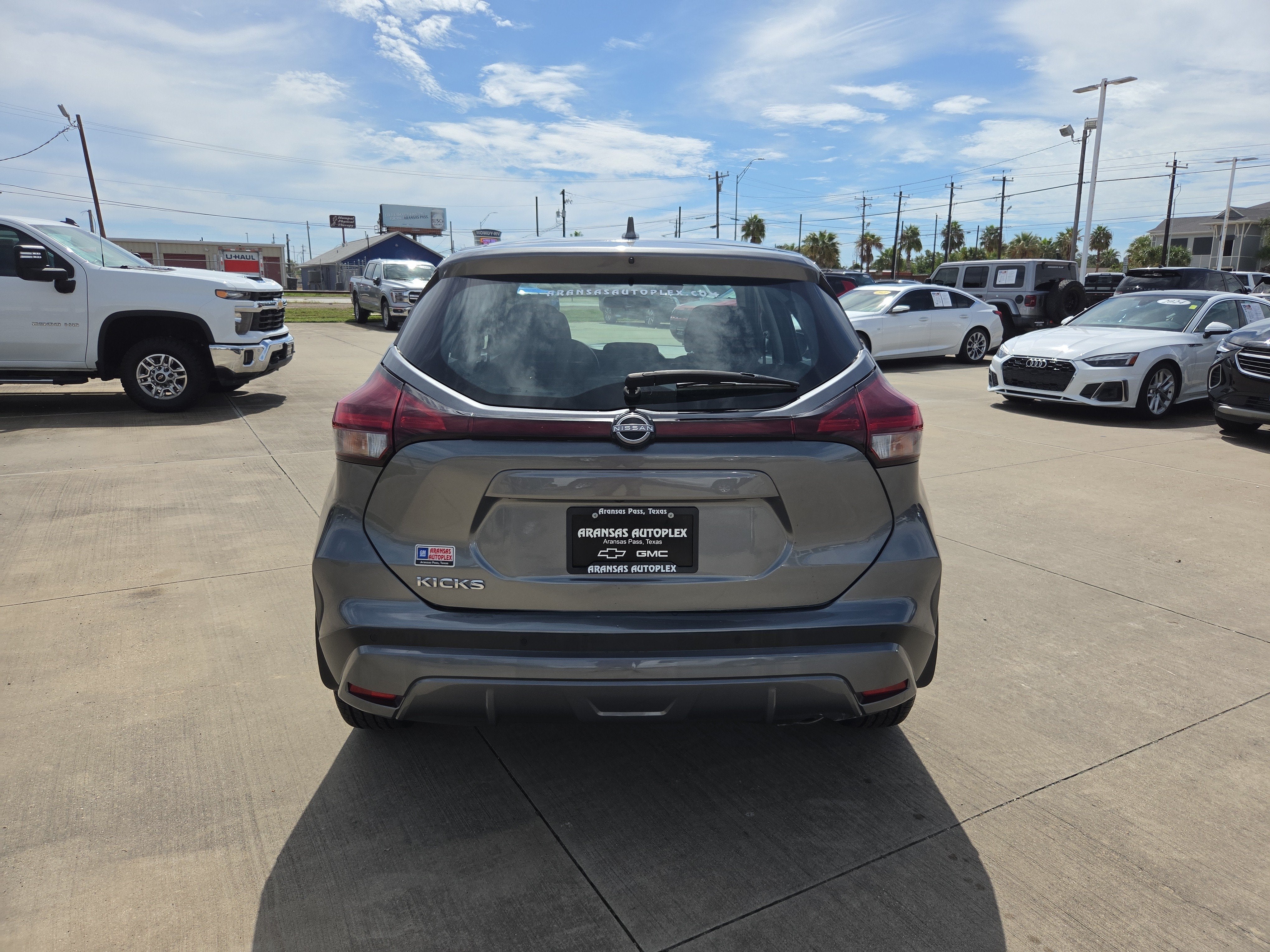 2023 Nissan Kicks S
