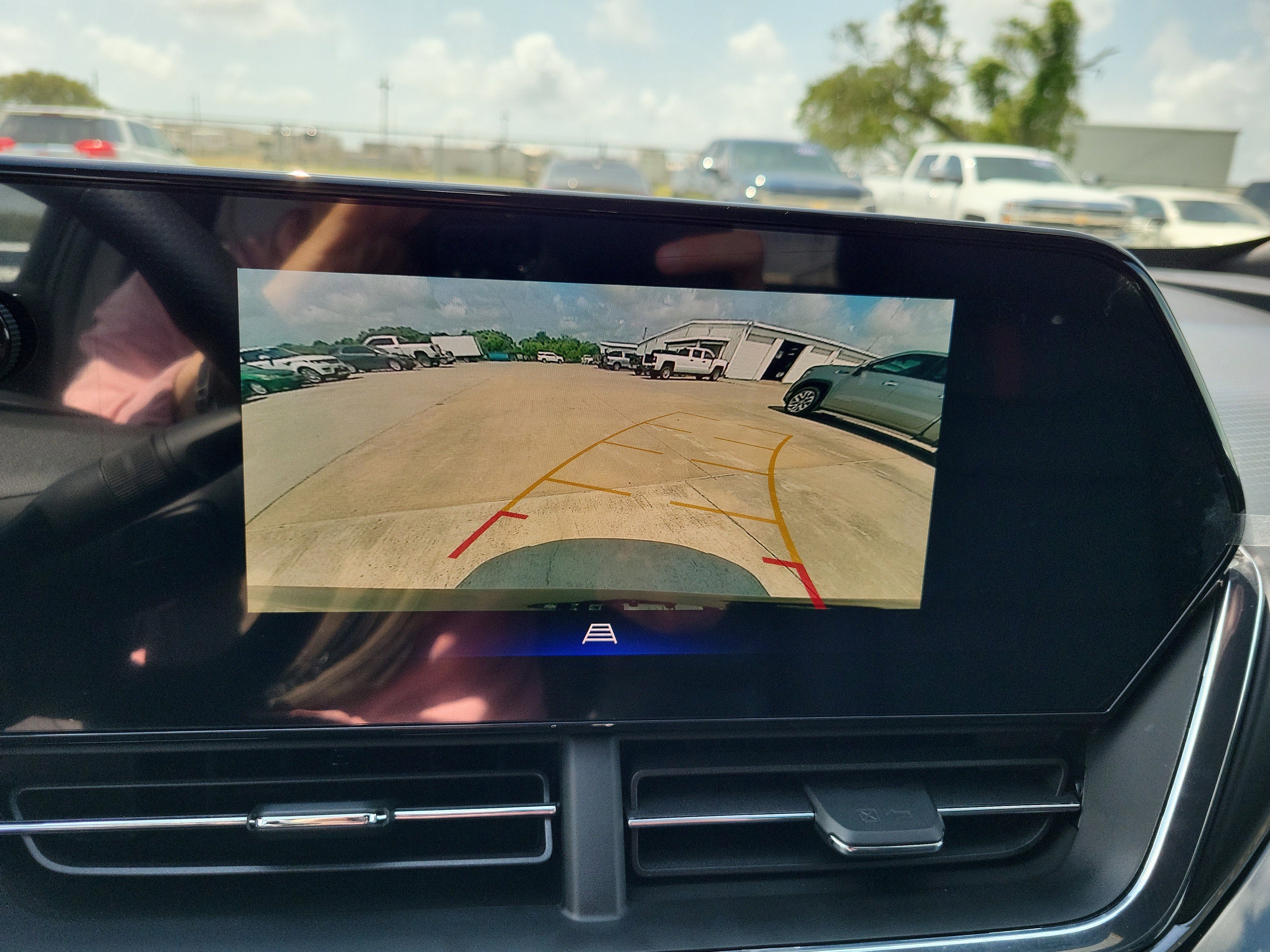 2025 Chevrolet Trax RS - Photo 21