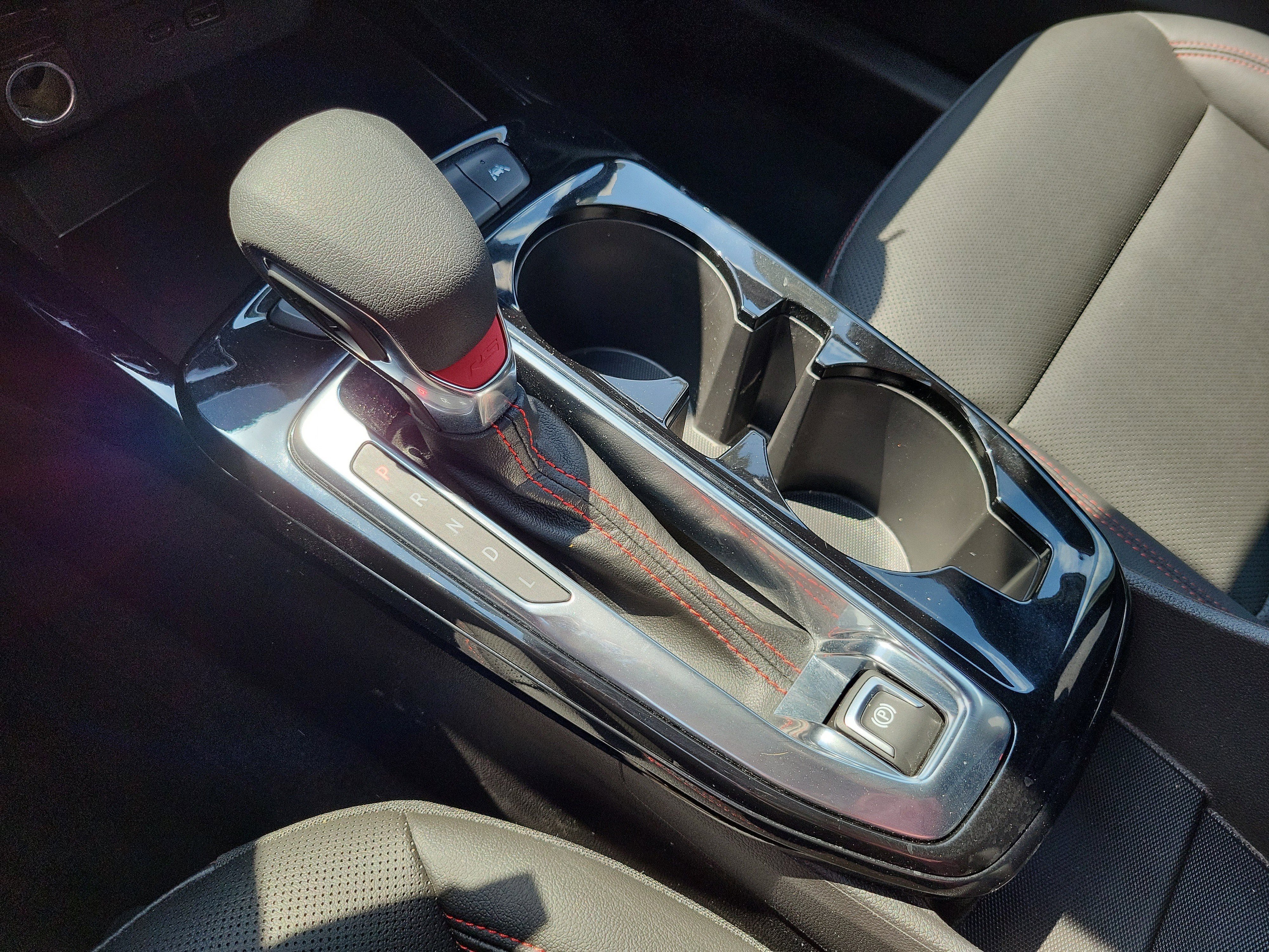 2025 Chevrolet Trax RS - Photo 23