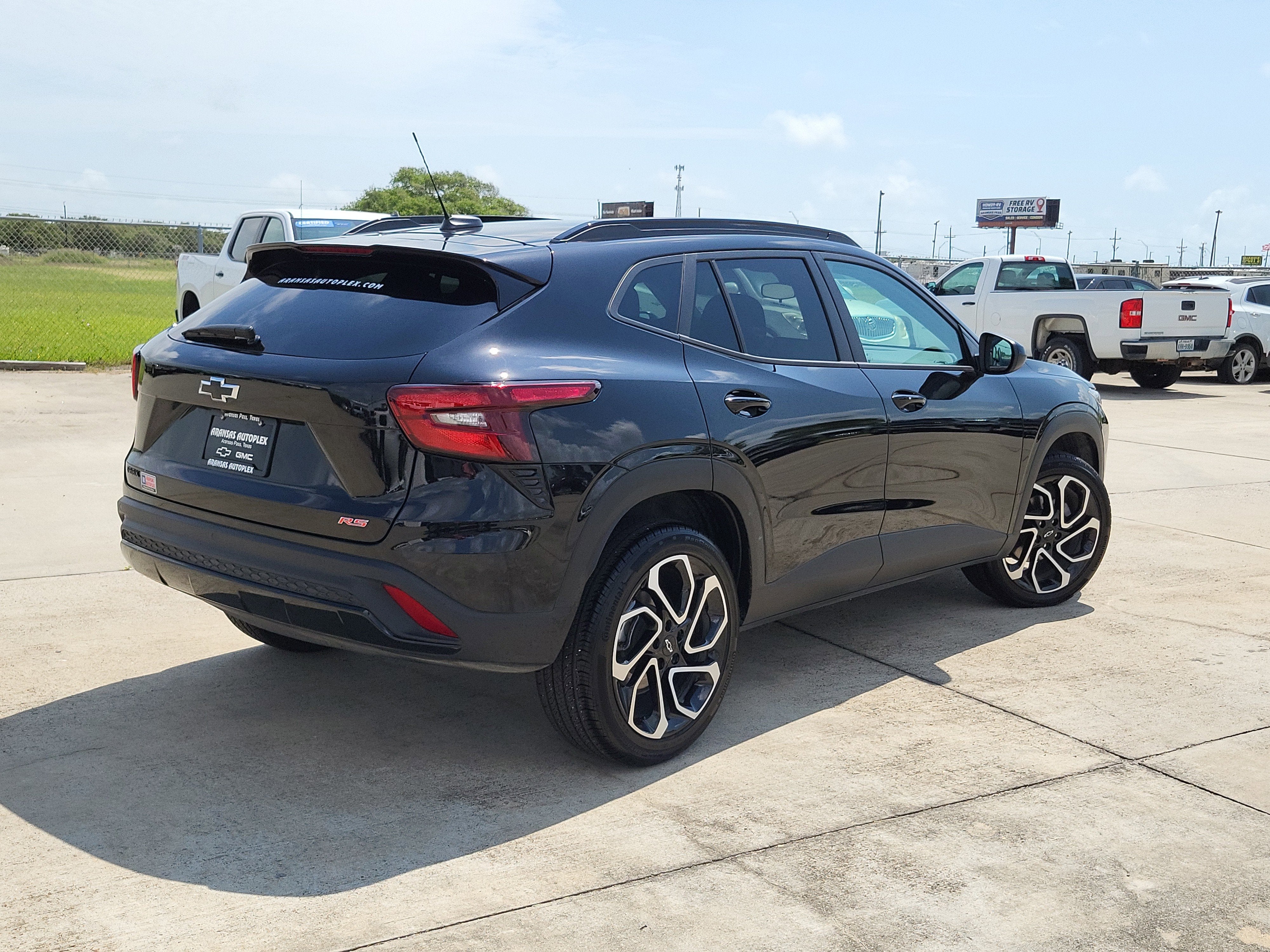 2025 Chevrolet Trax RS - Photo 5