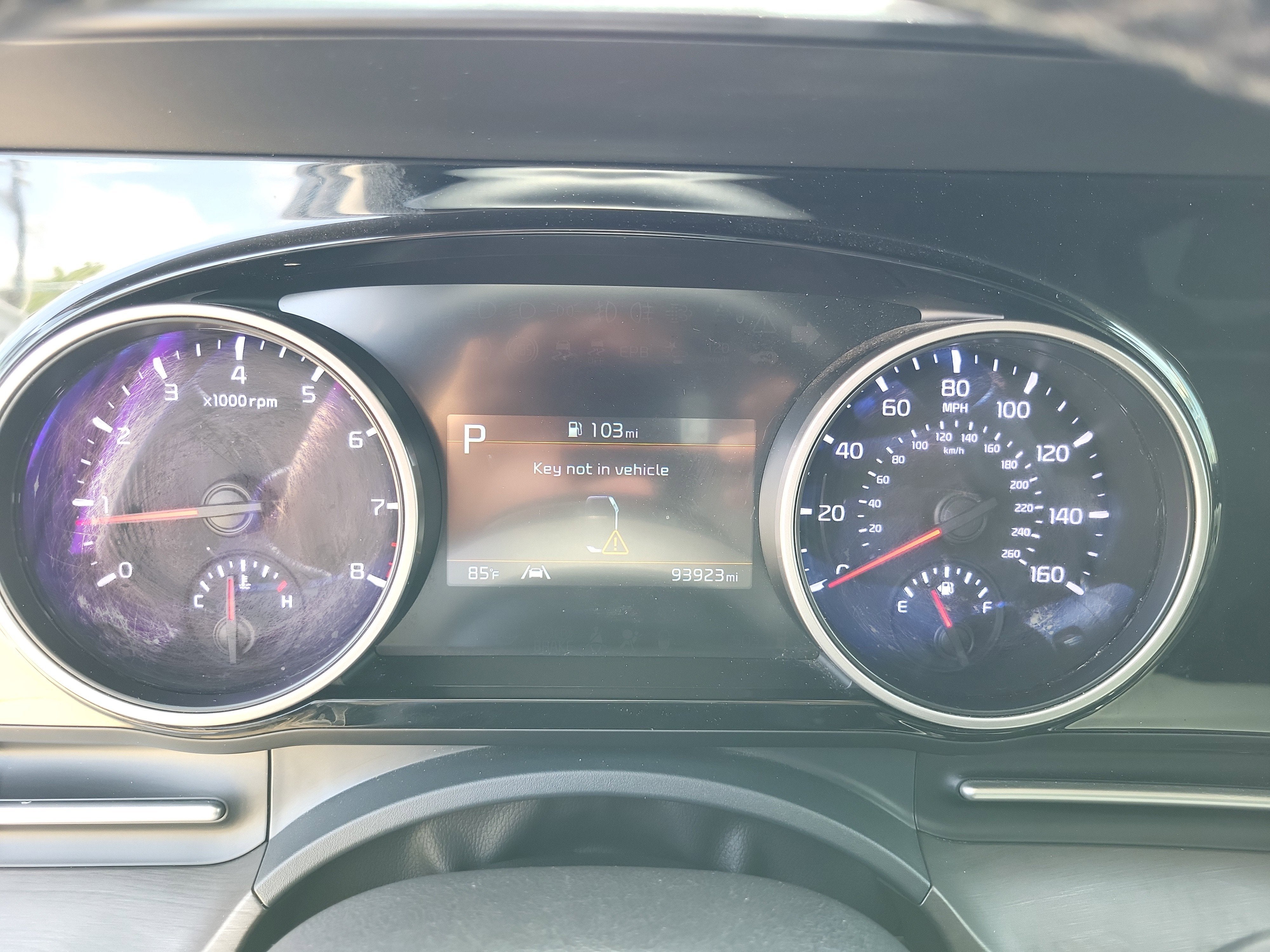 2022 Kia Carnival SX
