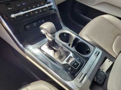 2022 Kia Carnival SX