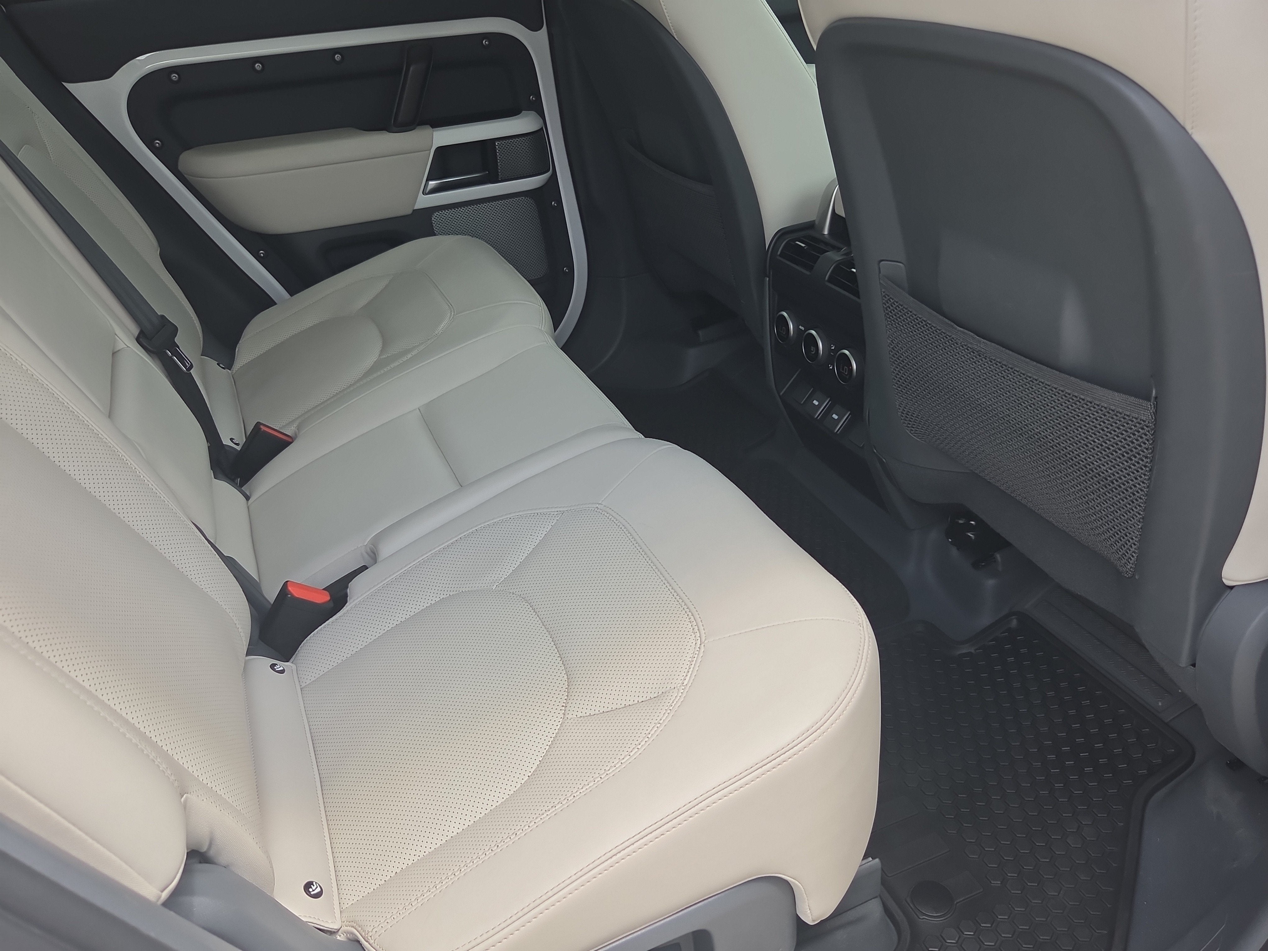 2023 Land Rover Defender First Edition