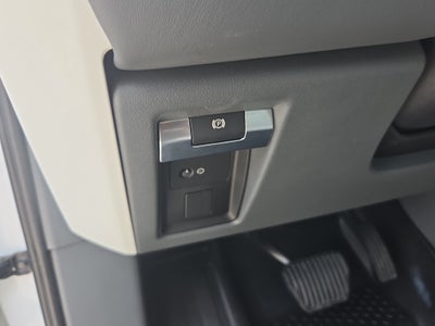 2023 Land Rover Defender First Edition
