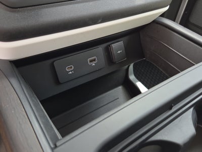 2023 Land Rover Defender First Edition