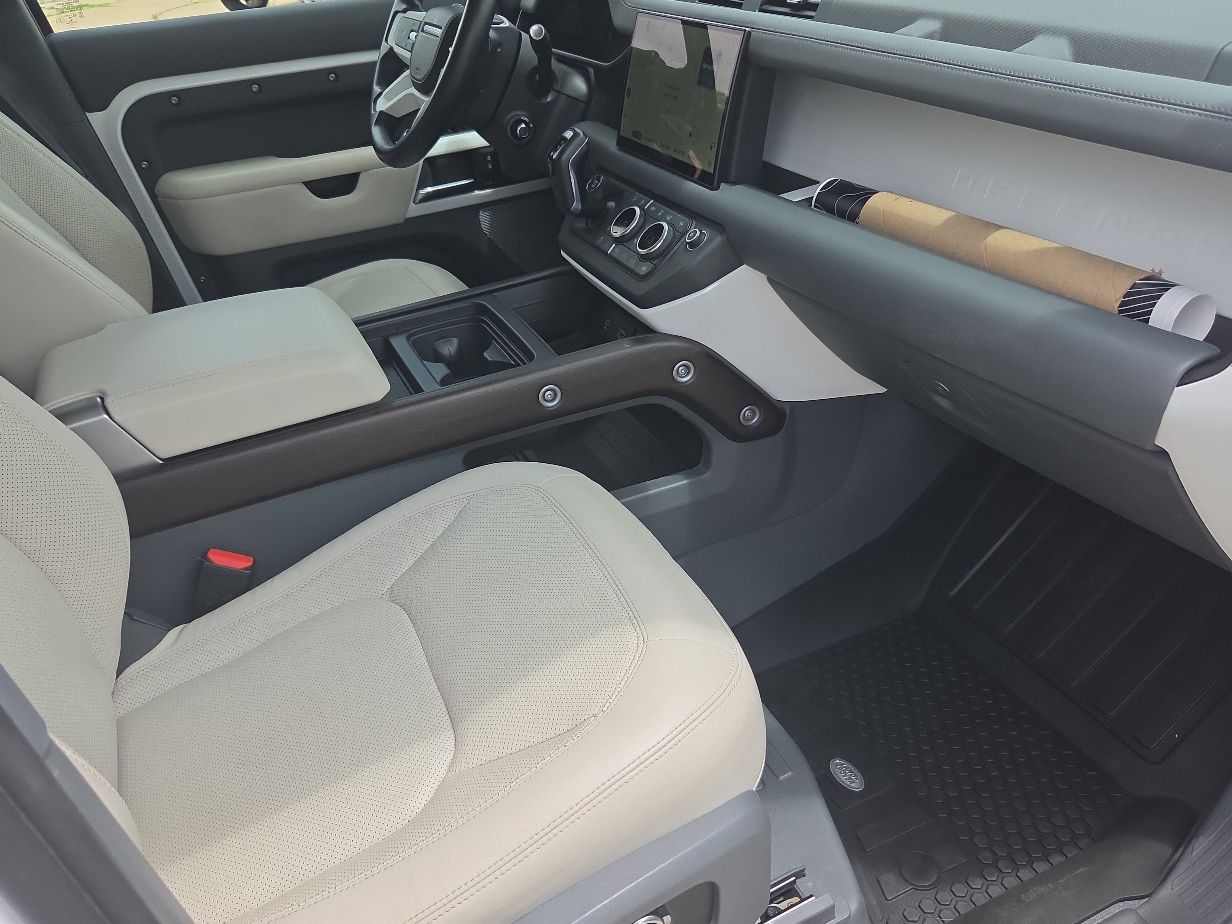 2023 Land Rover Defender First Edition