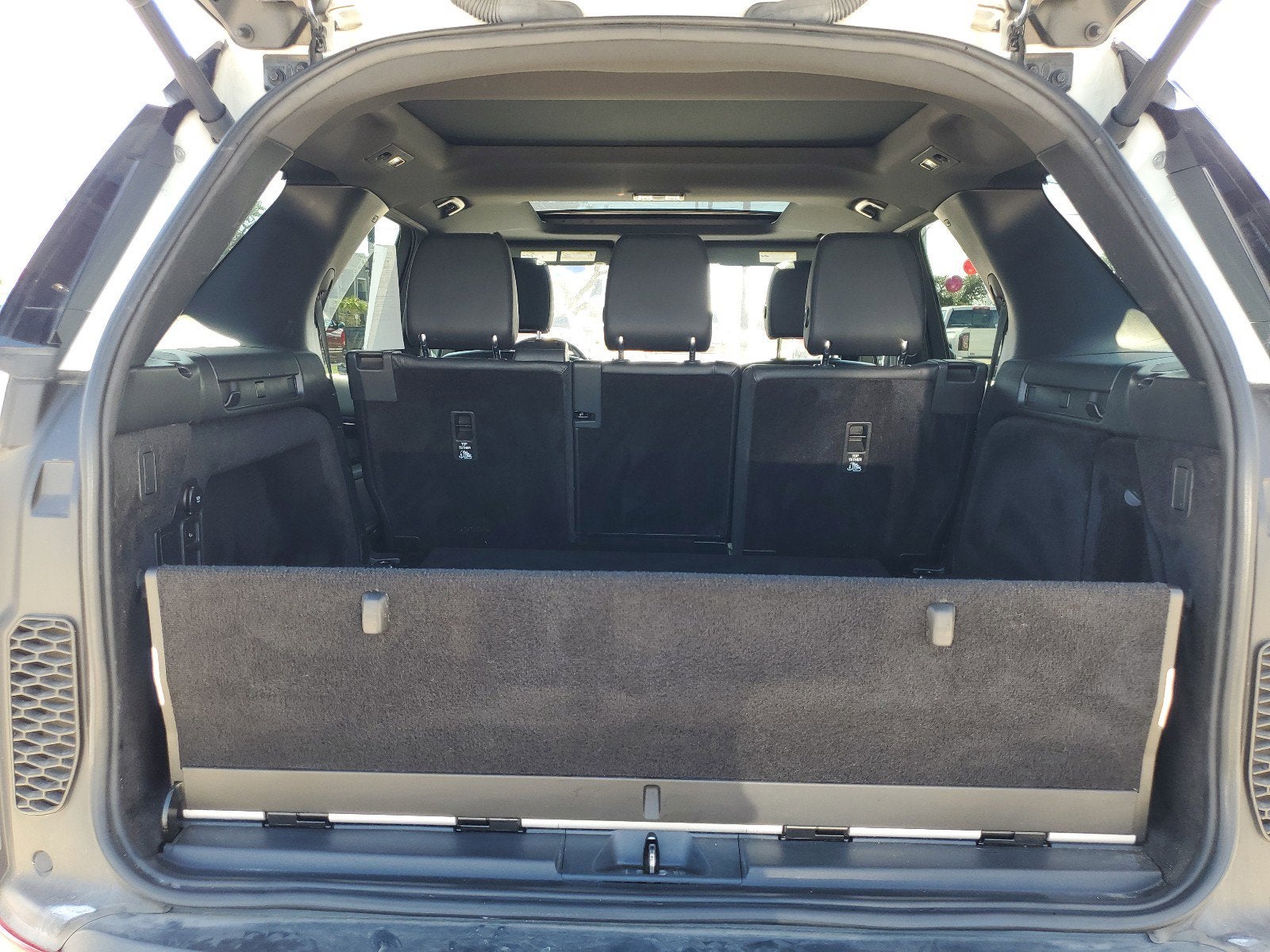 2020 Land Rover Discovery SE