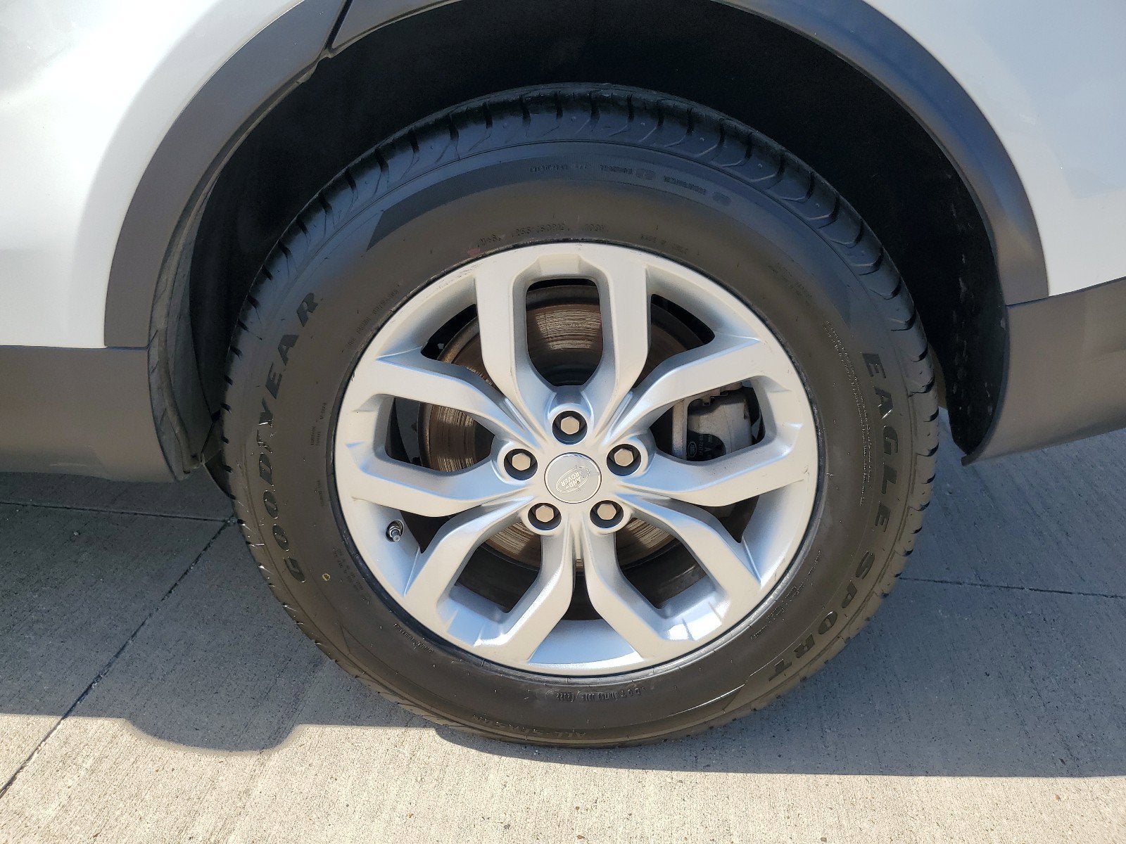 2020 Land Rover Discovery SE