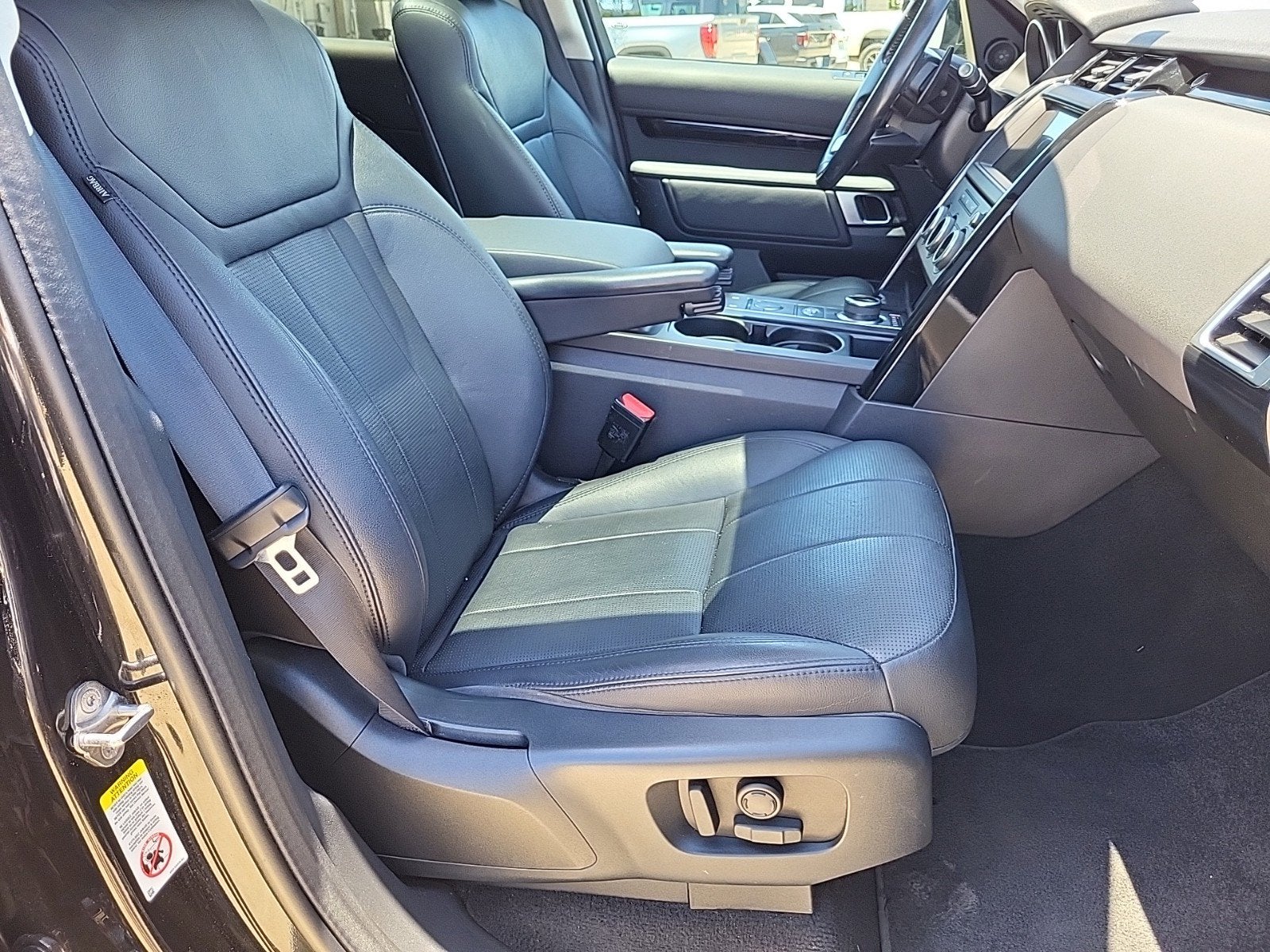 2019 Land Rover Discovery SE