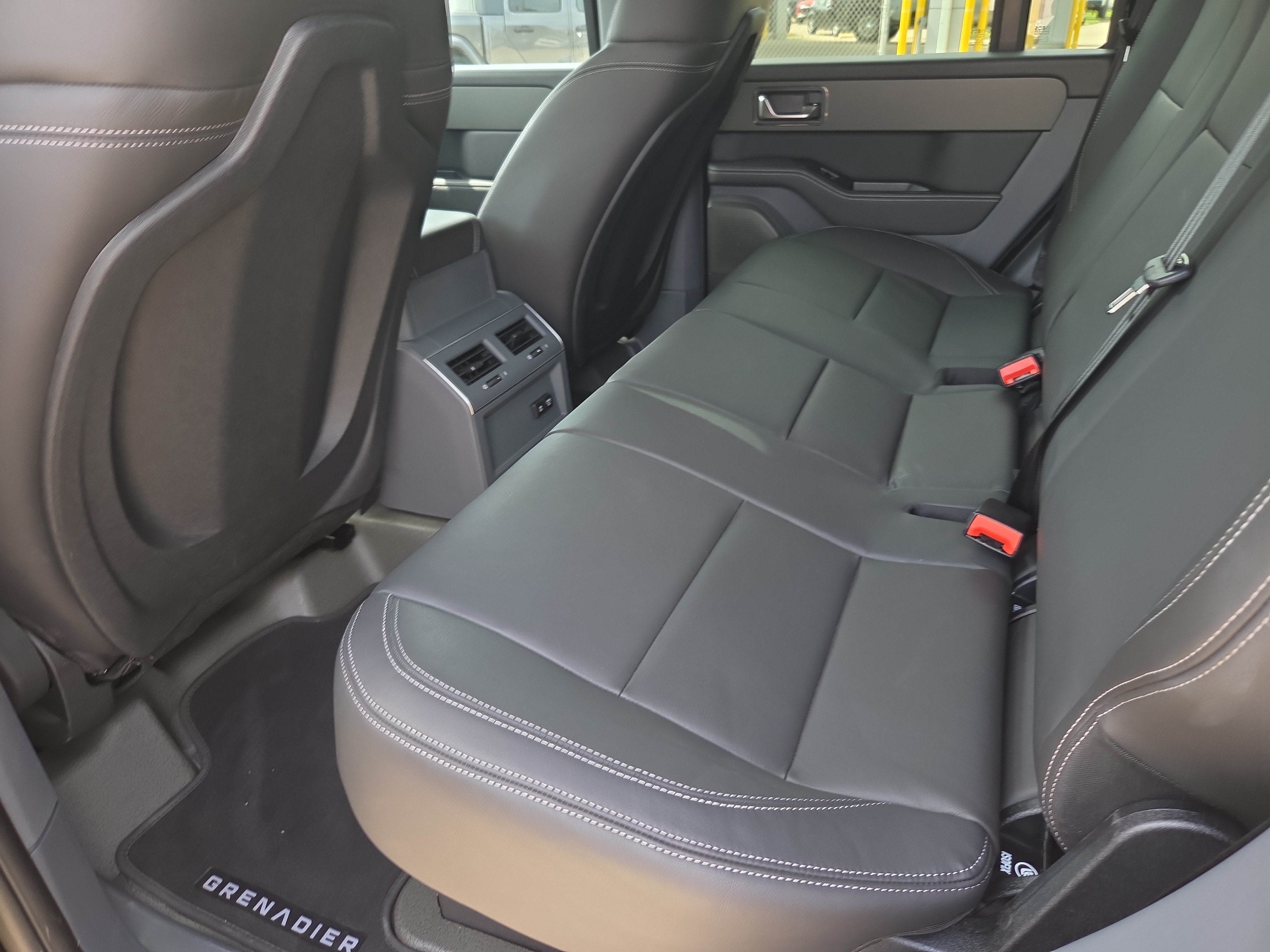 2025 INEOS Grenadier Station Wagon Base