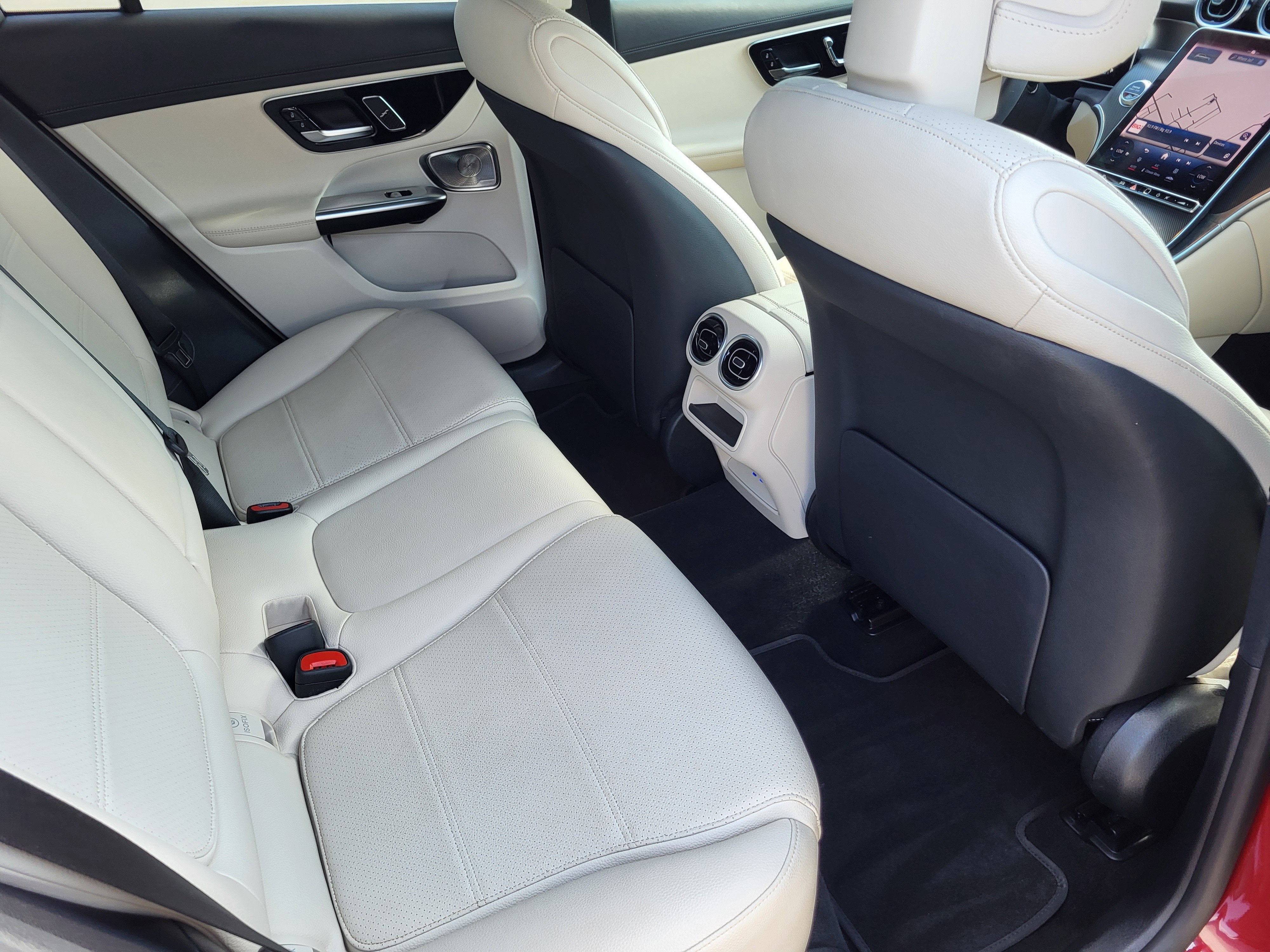 2024 Mercedes-Benz GLC GLC 300